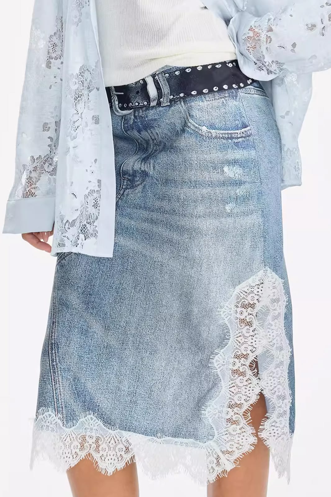 LEONSENSE Denim Full-Print Lace-Splice Slit Skirt