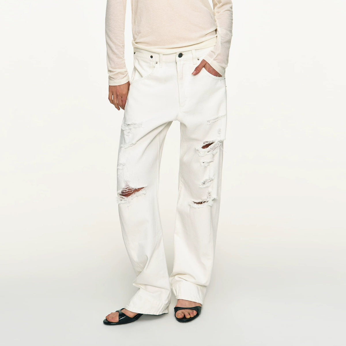 ANTENNA EFFECT Distressed Low-Rise Drop-Crotch Jeans