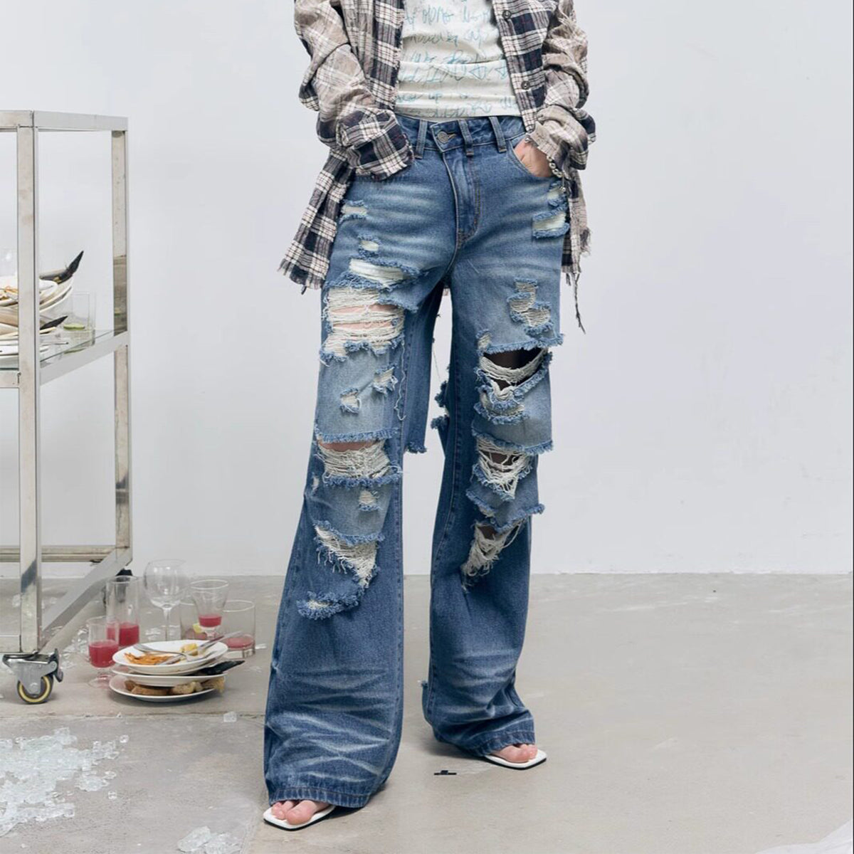 FULLTIDE Distressed Washed Wide-Leg Jeans