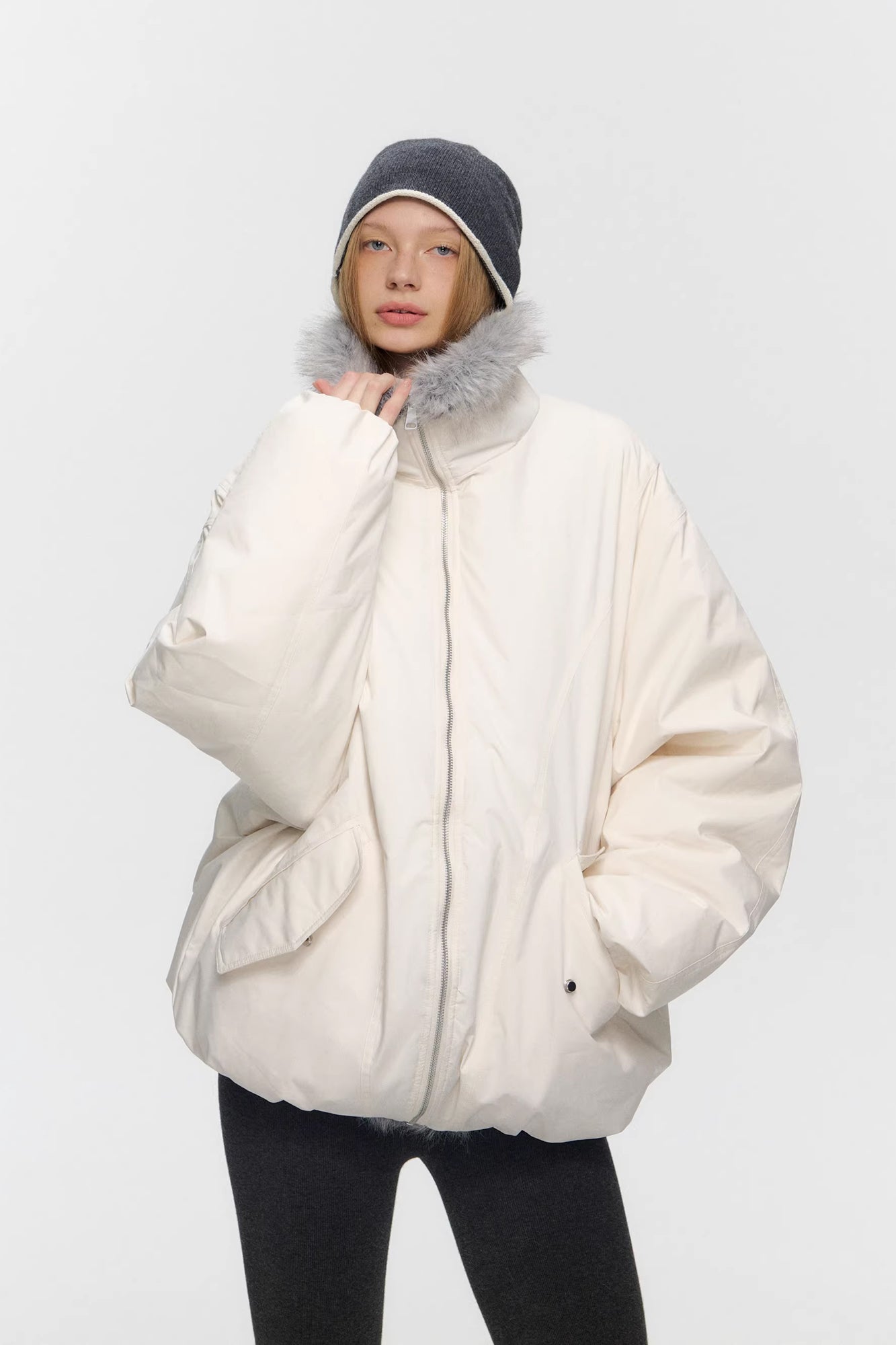 10AMSOTIIIIIIRED Water-Repellent Duck Down Puffer Jacket