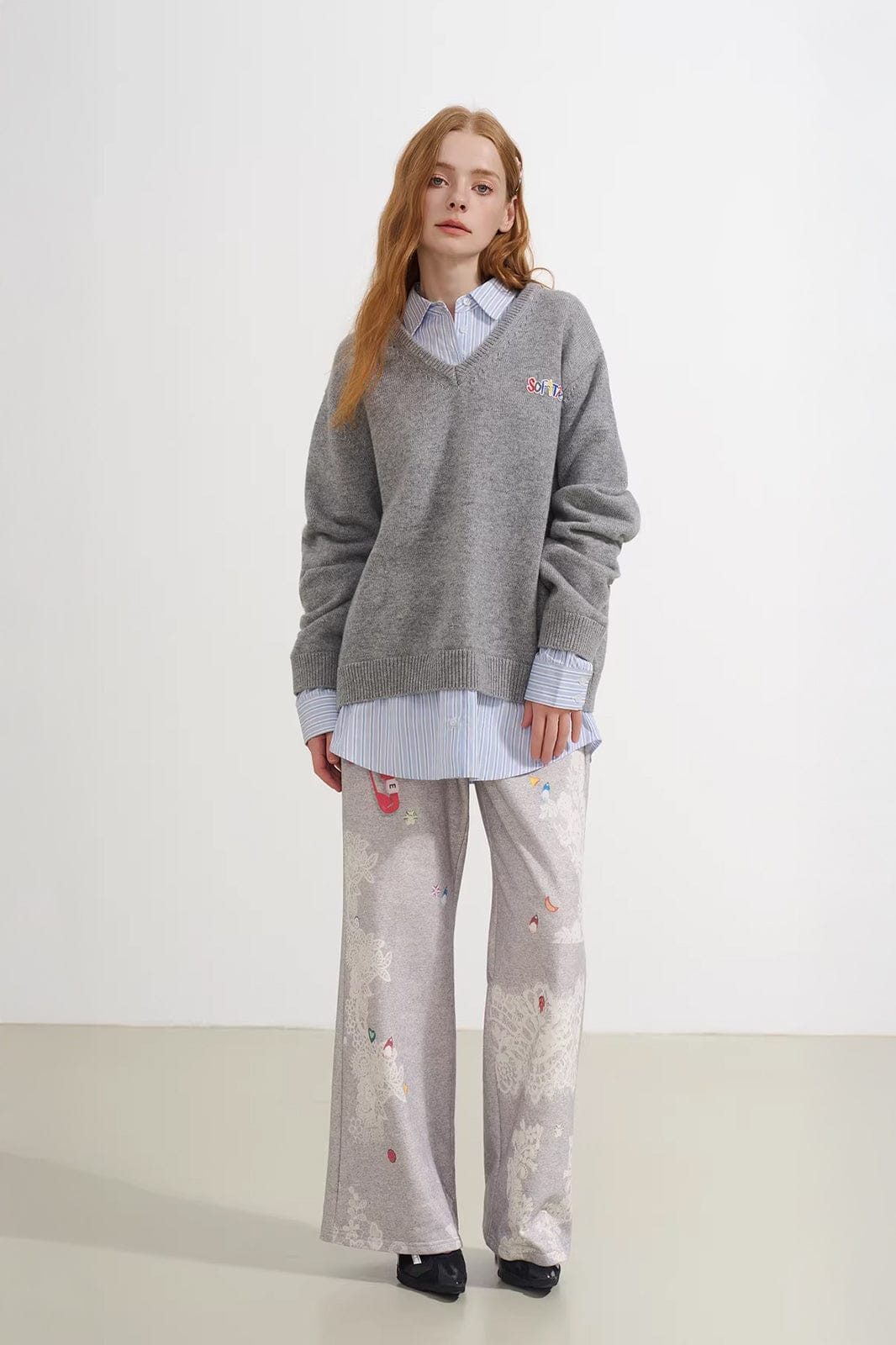 SOFITTE Lace & Chain Full-Print Sweatpants