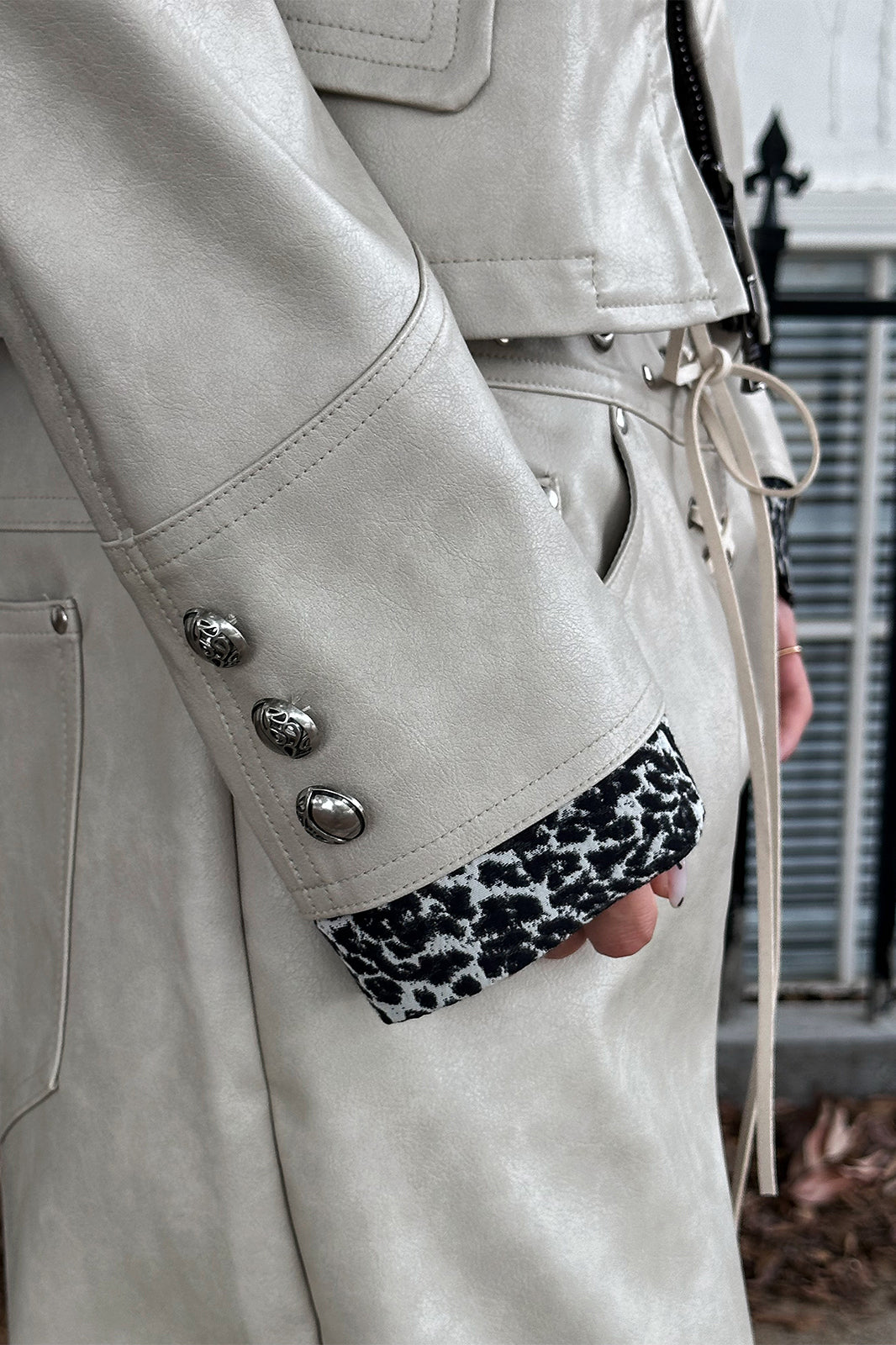 FULLTIDE Retro Spliced Leopard Faux Leather Jacket