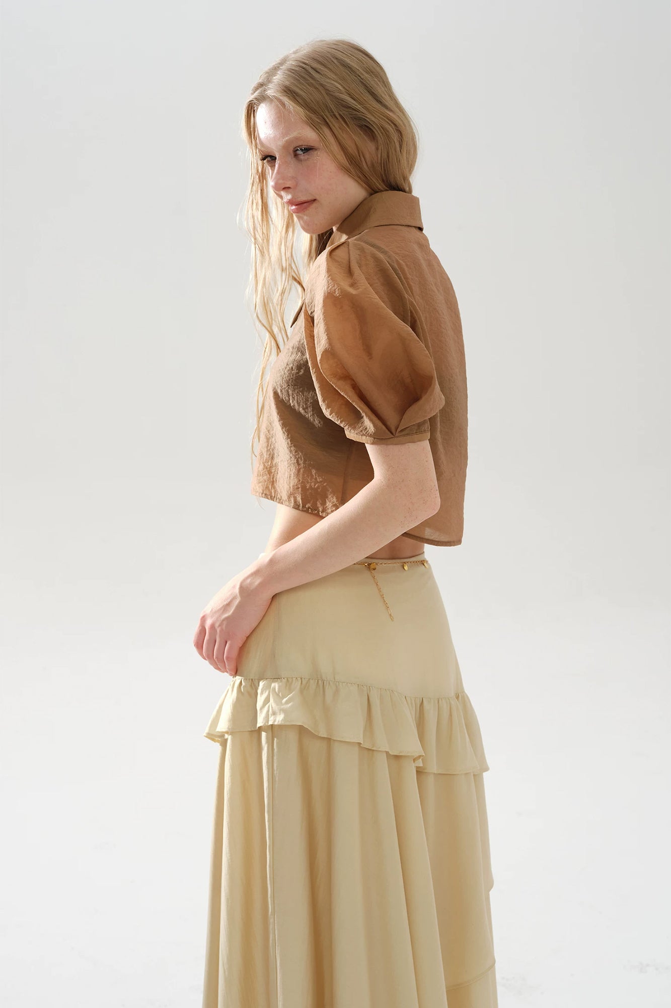 LAYERS Sheer Puff Sleeve Cropped Half Shirt