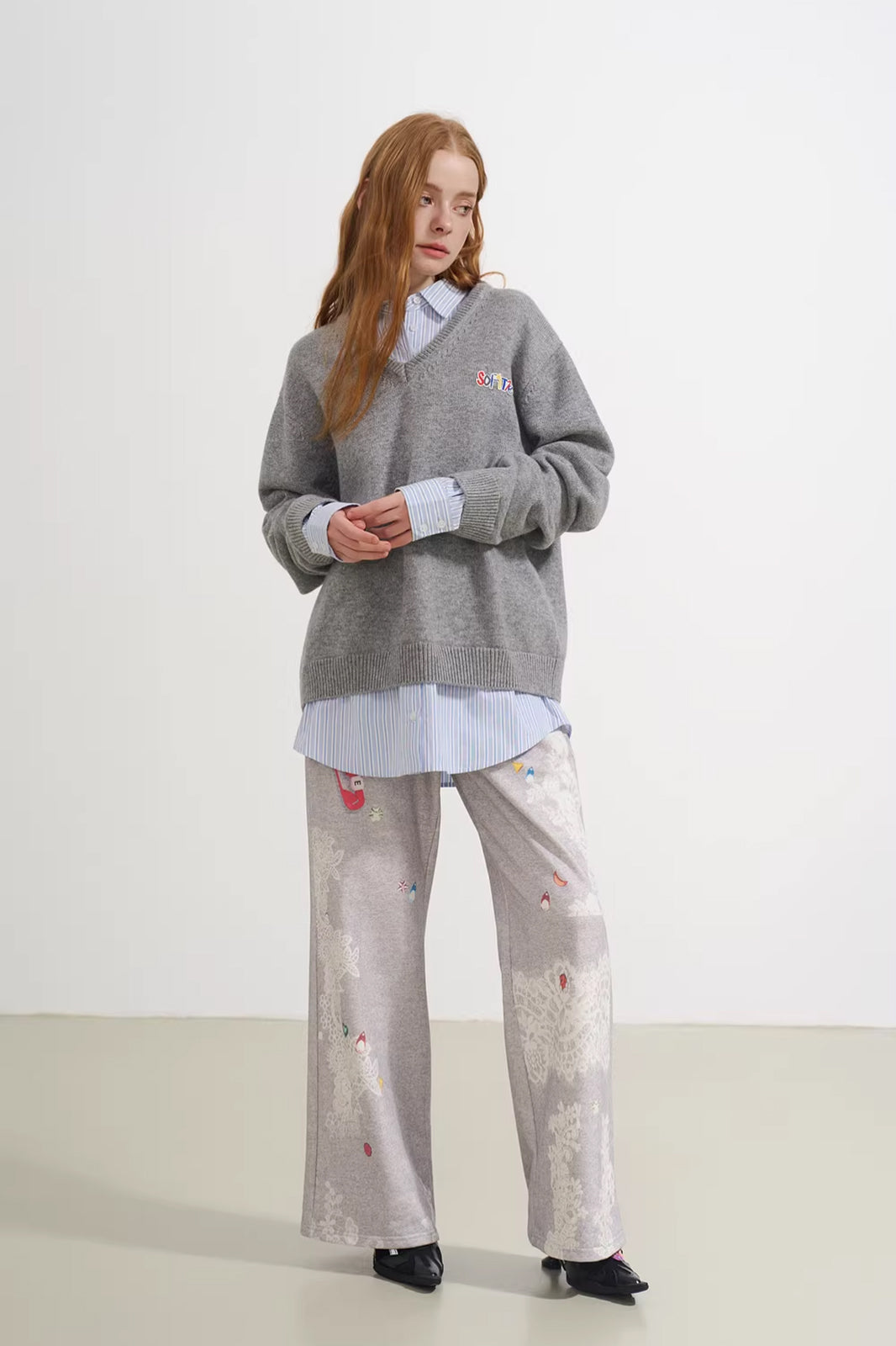 SOFITTE Lace & Chain Full-Print Sweatpants