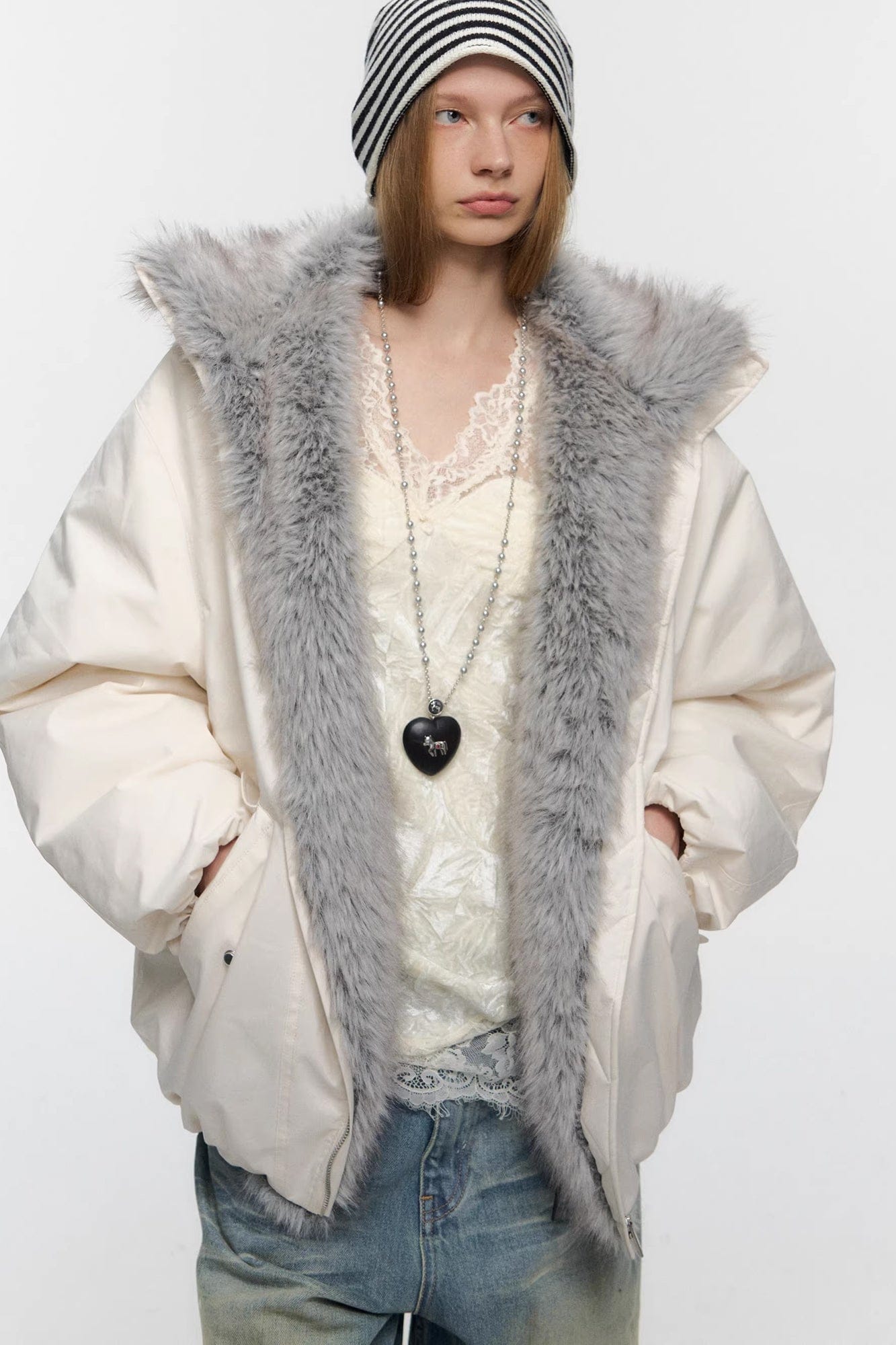 10AMSOTIIIIIIRED Water-Repellent Duck Down Puffer Jacket