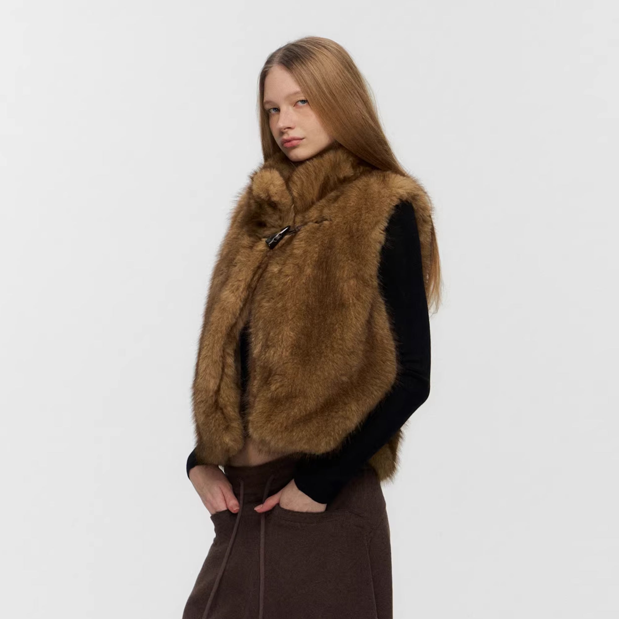 10AMSOTIIIIIIRED Asymmetrical Front Toggle Faux Fur Vest
