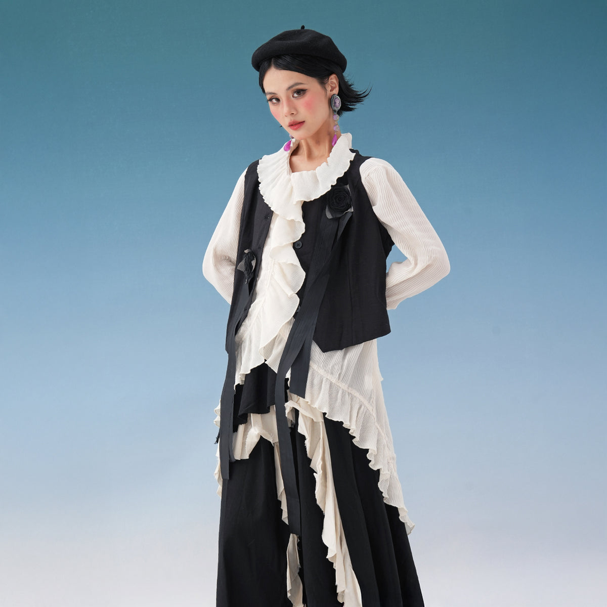 NOPMOB Rosette Fringe Irregular Linen Vest