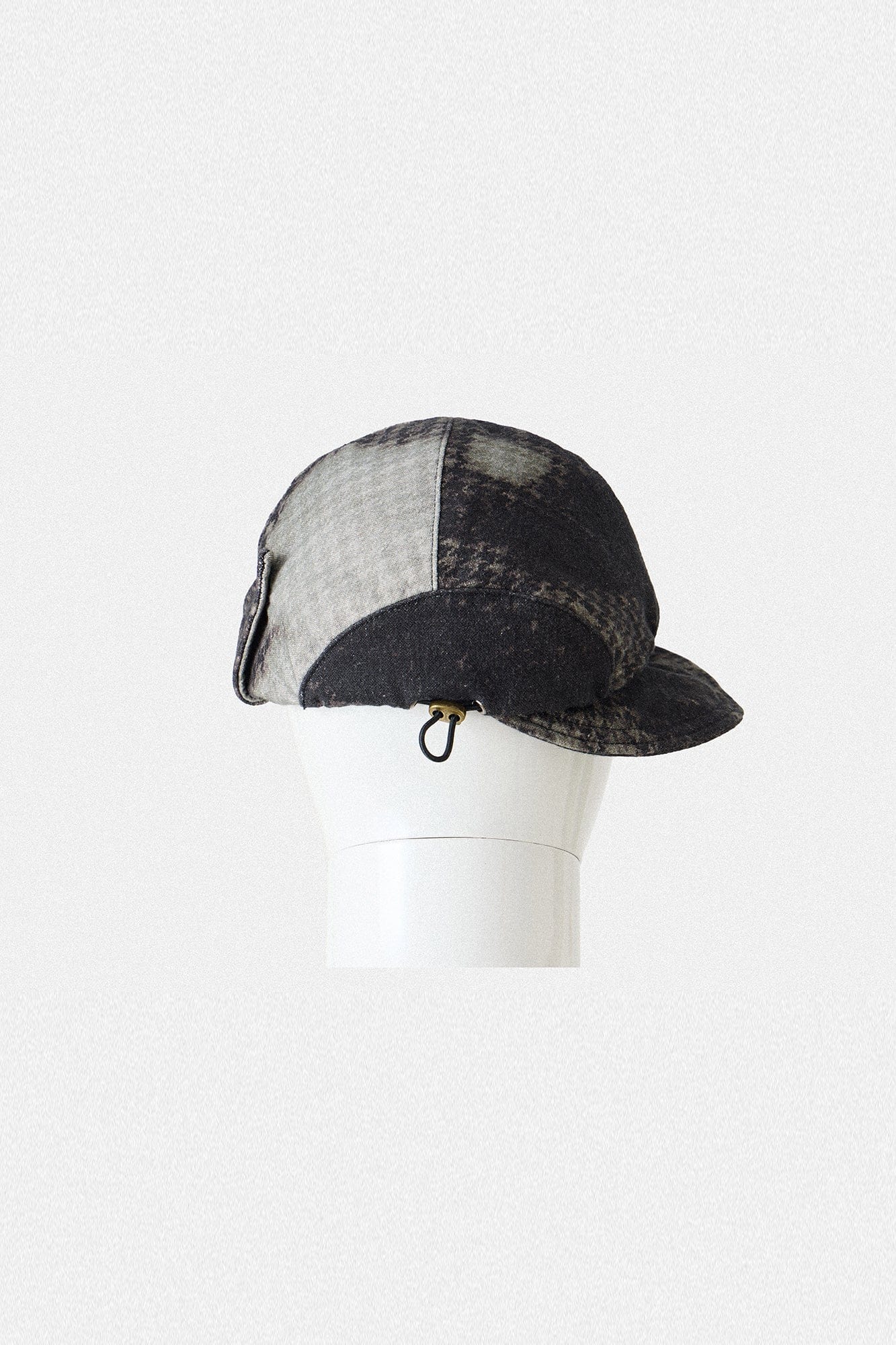 ILNya Nieternite Nifutur Deconstructed Houndstooth Newsboy Cap