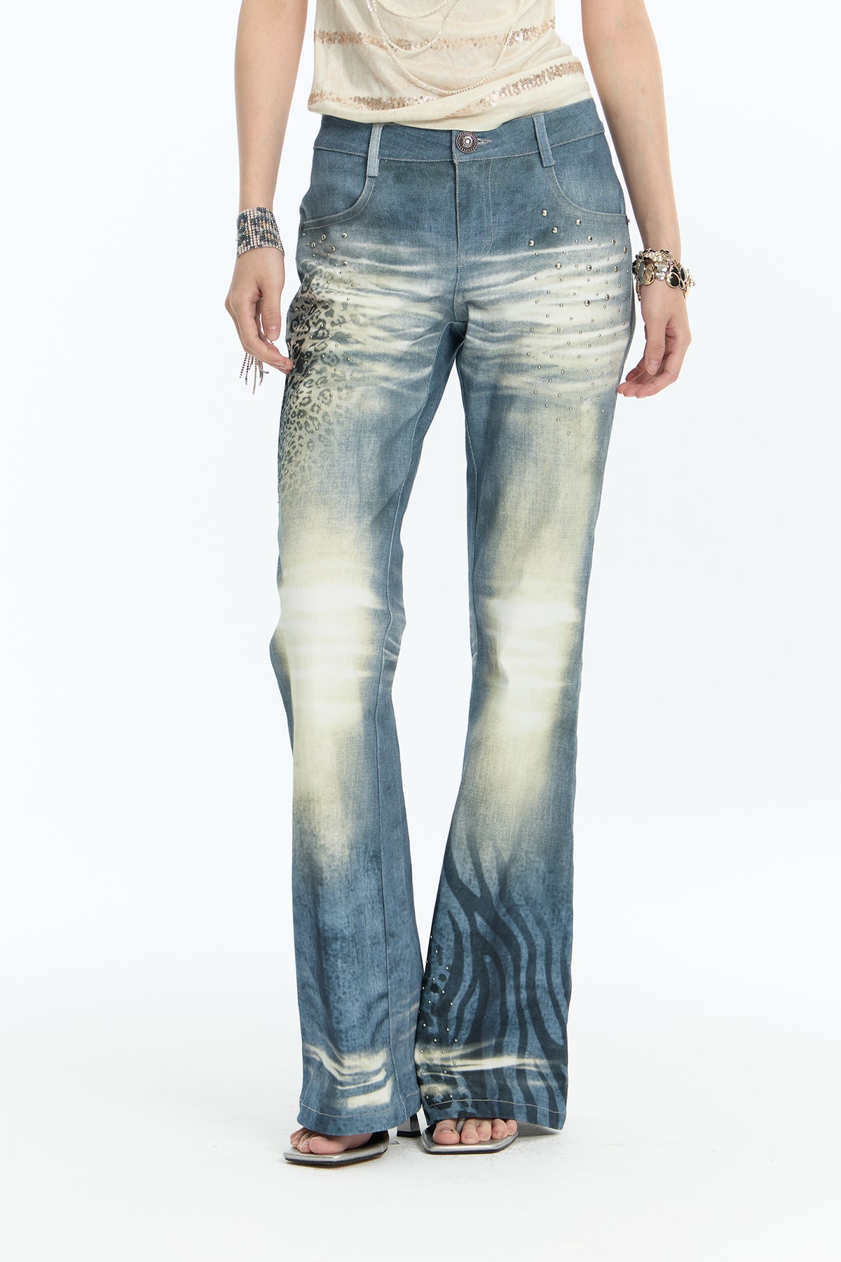 FAYCHUI Washed Leopard-Print Distressed Slim Flared Jeans