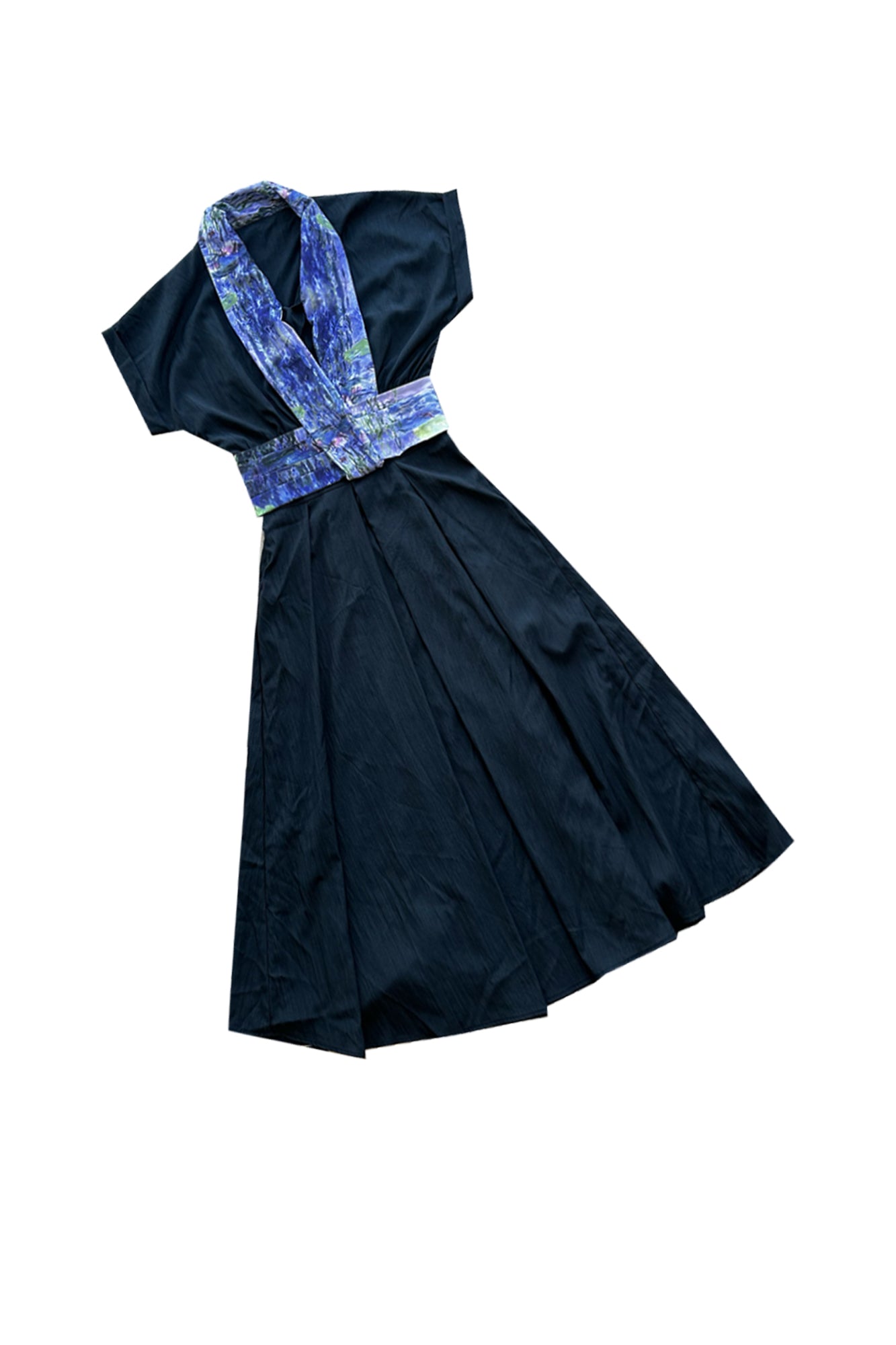 NOPMOB Painting Scarf-Tie Pleated Maxi Dress
