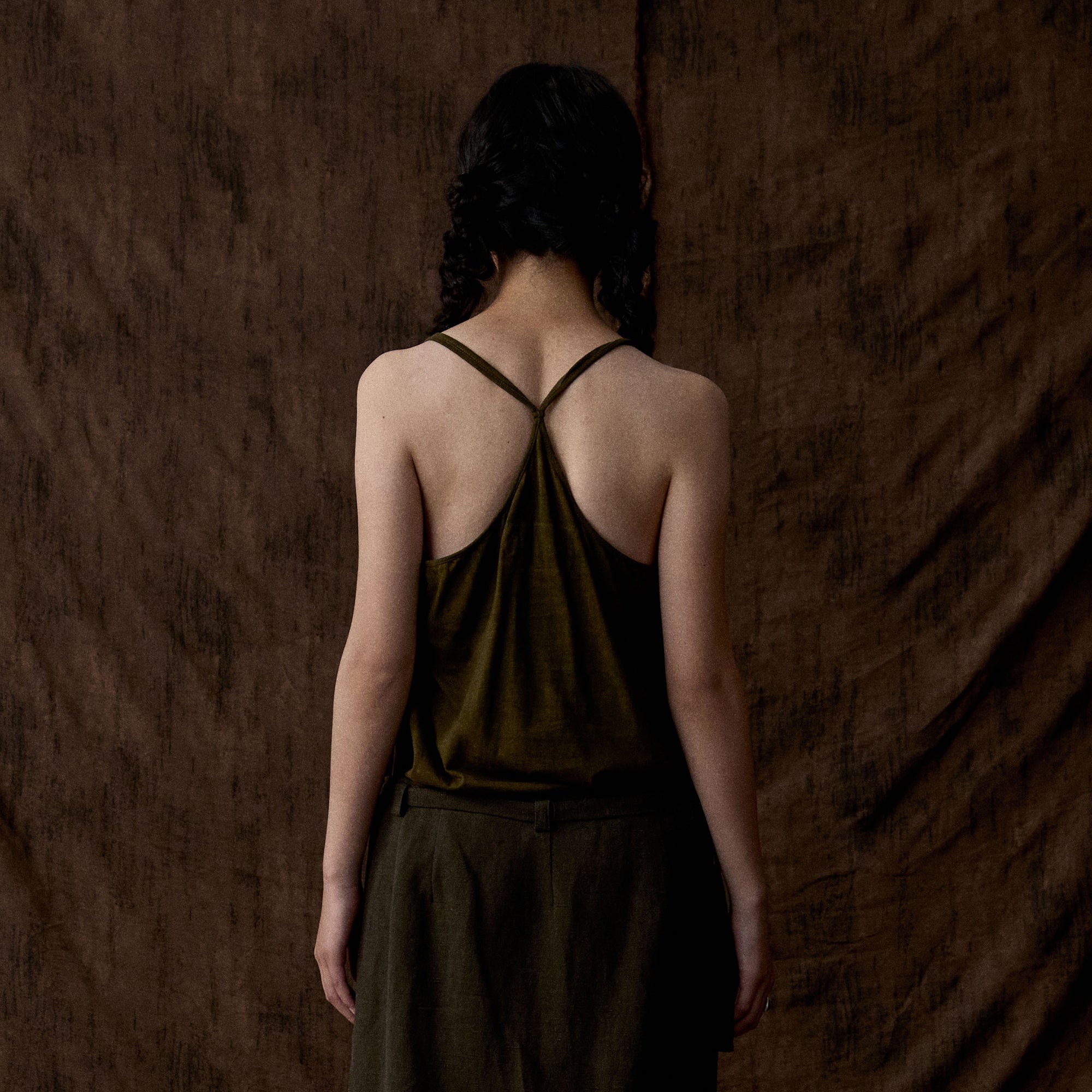 INCH LIM Racerback Drape Tank Top