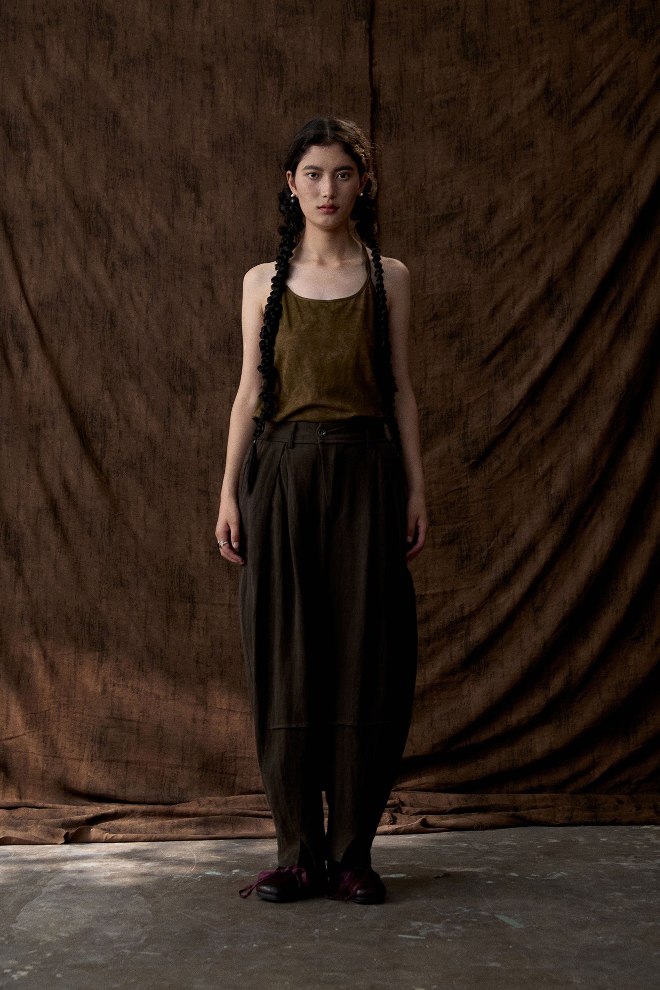 INCH LIM Racerback Drape Tank Top