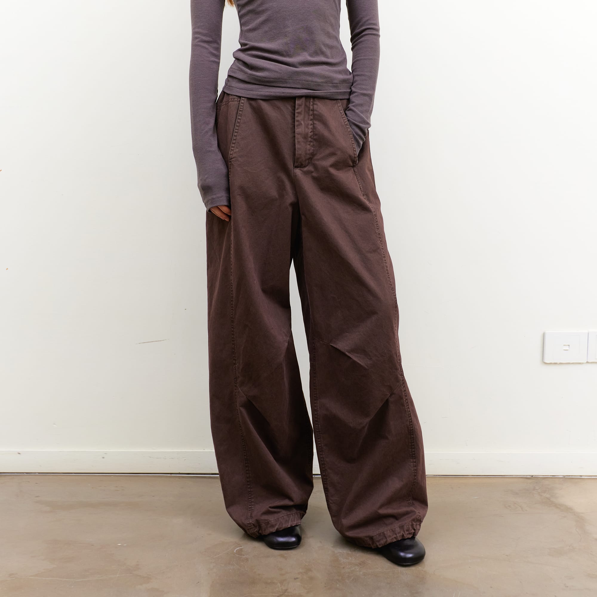 NEVERSEEZ Distressed Washed Drawstring Cuff Trousers