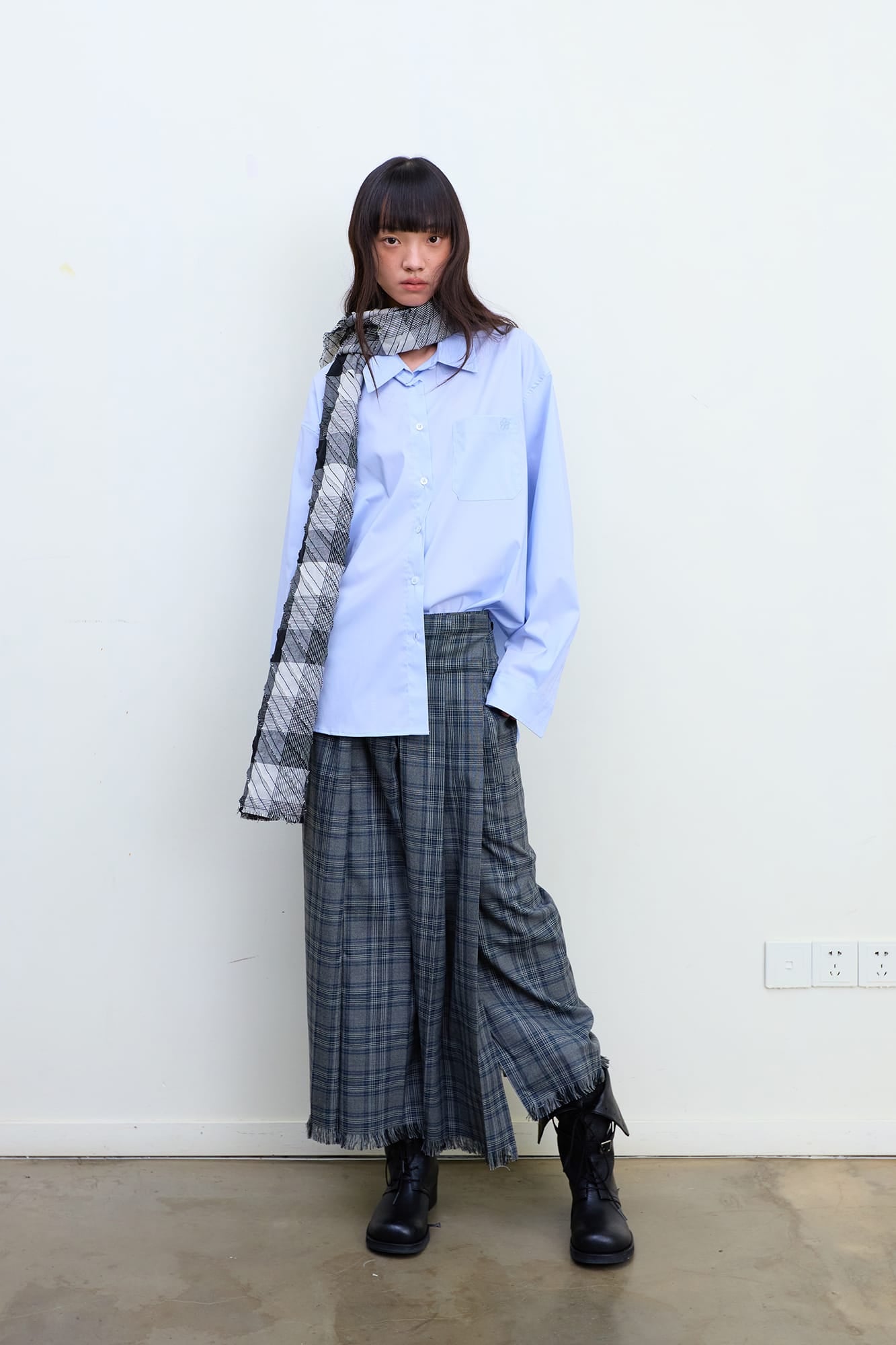 NEVERSEEZ Detachable Waist Scarf Pleated Plaid Maxi Skirt