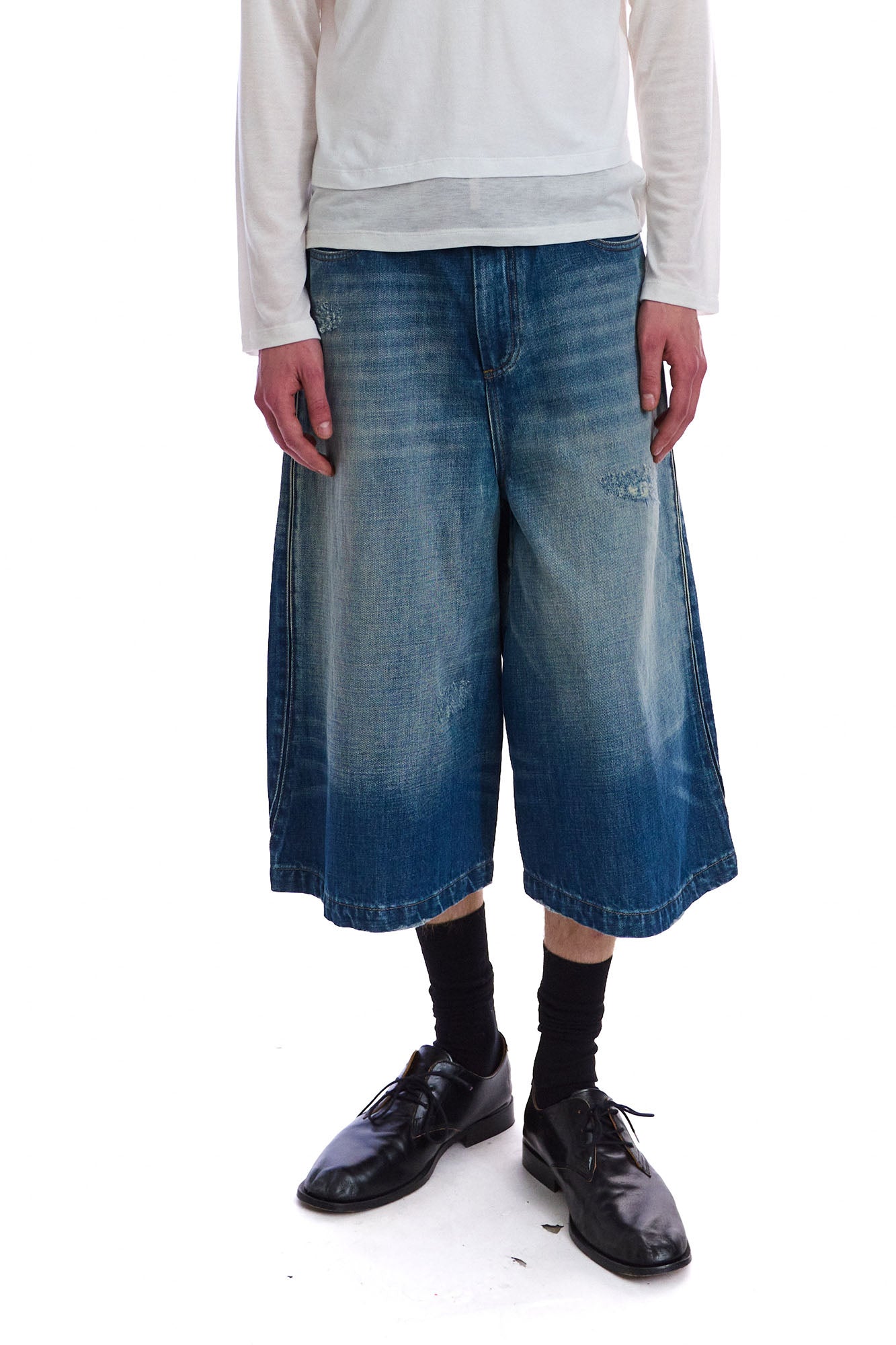 NEVERSEEZ Washed Wide-Leg Denim Shorts