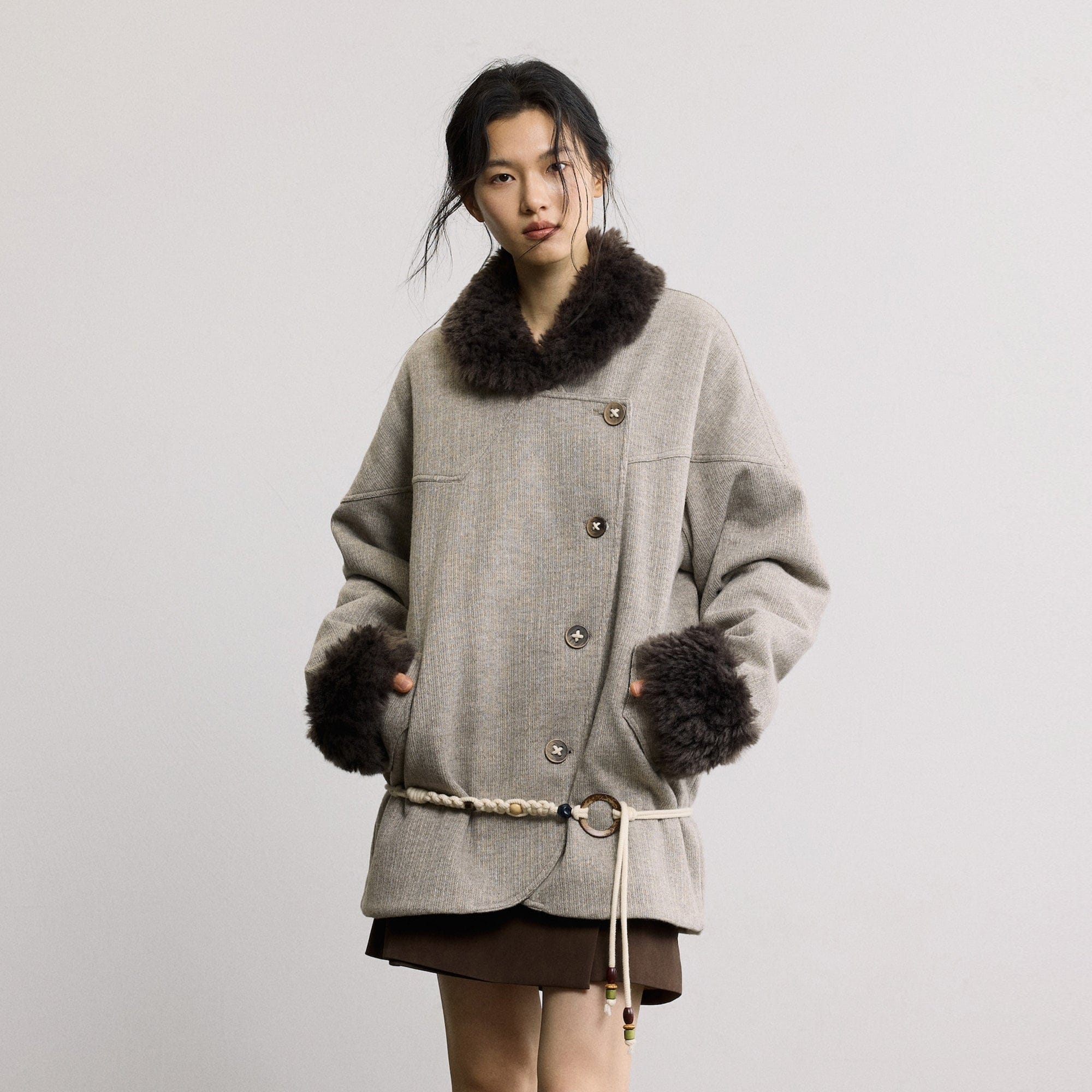 SAME FLOW Asym Faux Fur Trim Paneled Jacket