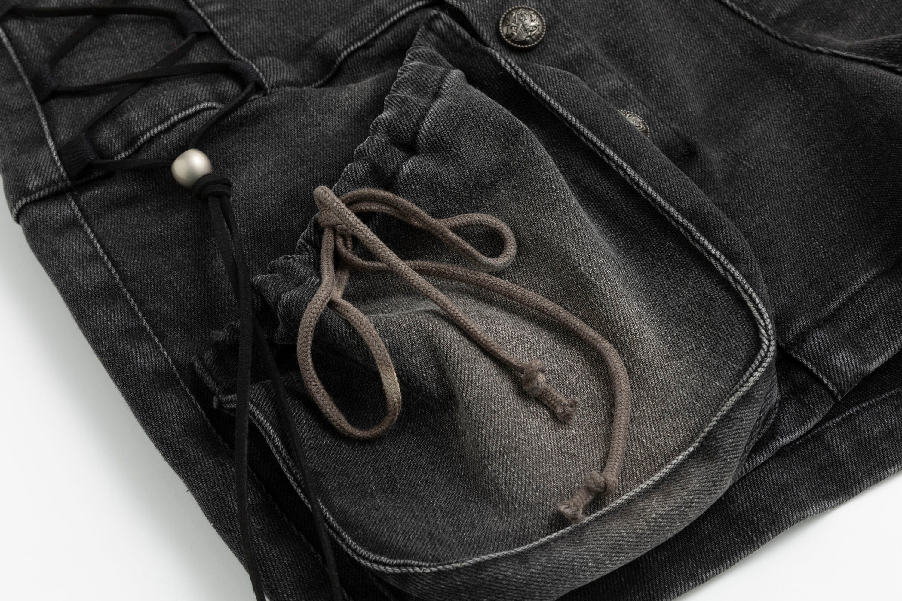 CESTNOUS Double Button Multi-Pocket Shorts