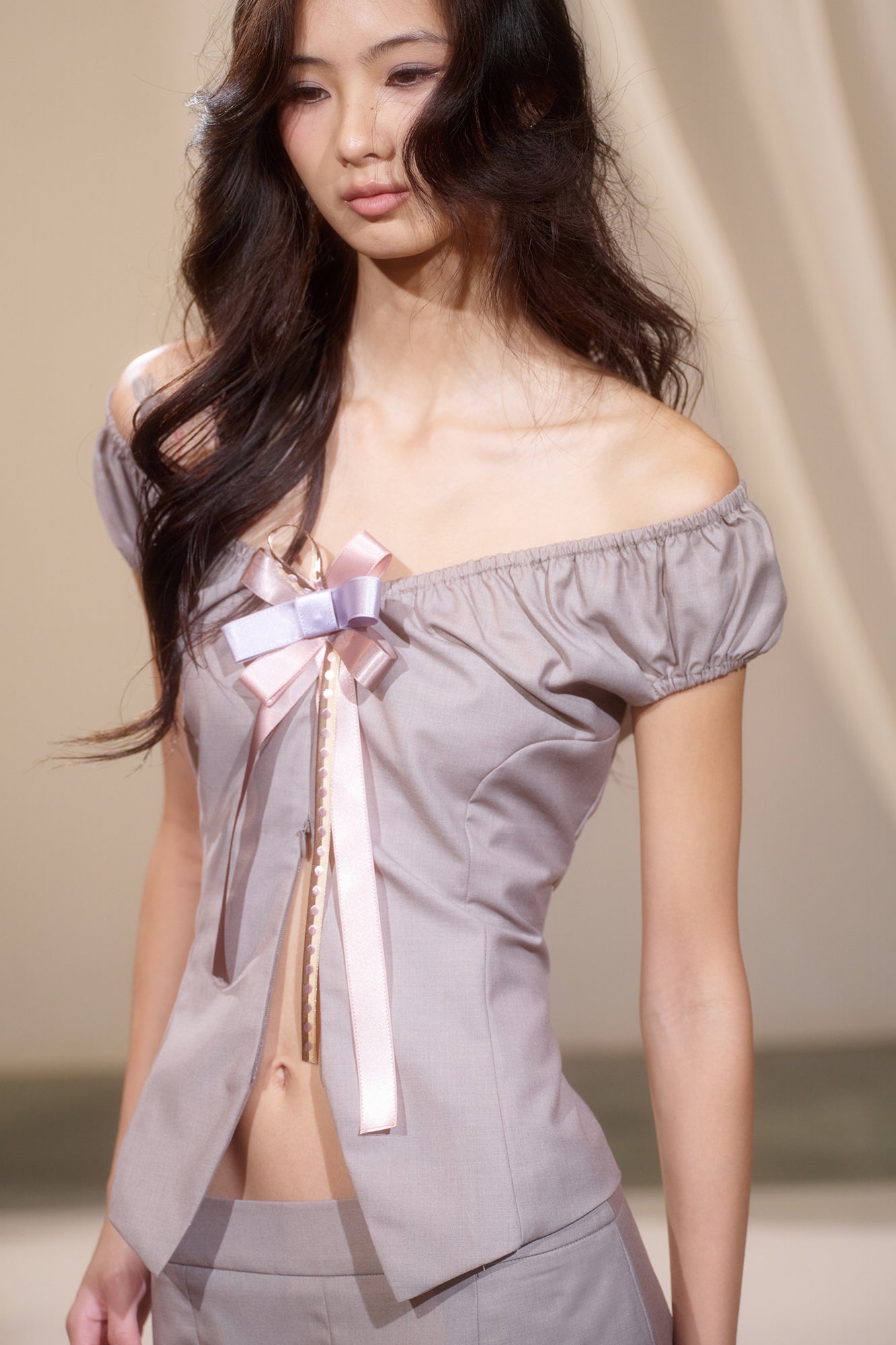 IVETONG Bow Tie Off-Shoulder Top & Flared Skirt Set