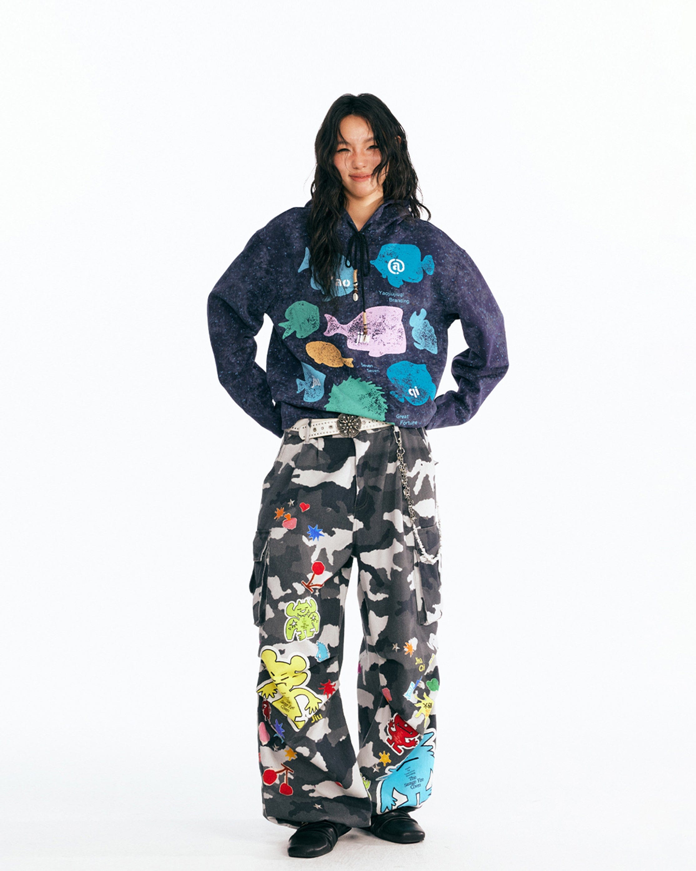 1997 POSTOFFICE Retro Fish Graphic Shell-Bead Hoodie