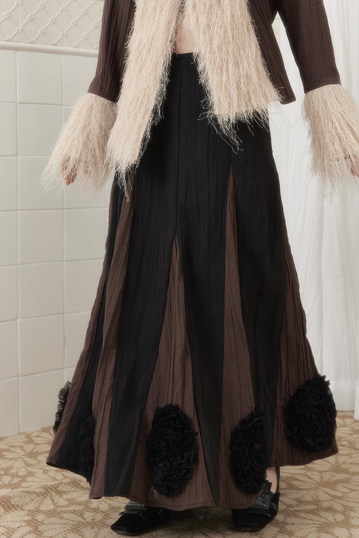 SENSELF Paneled Crinkled Rosette Maxi Skirt Brown