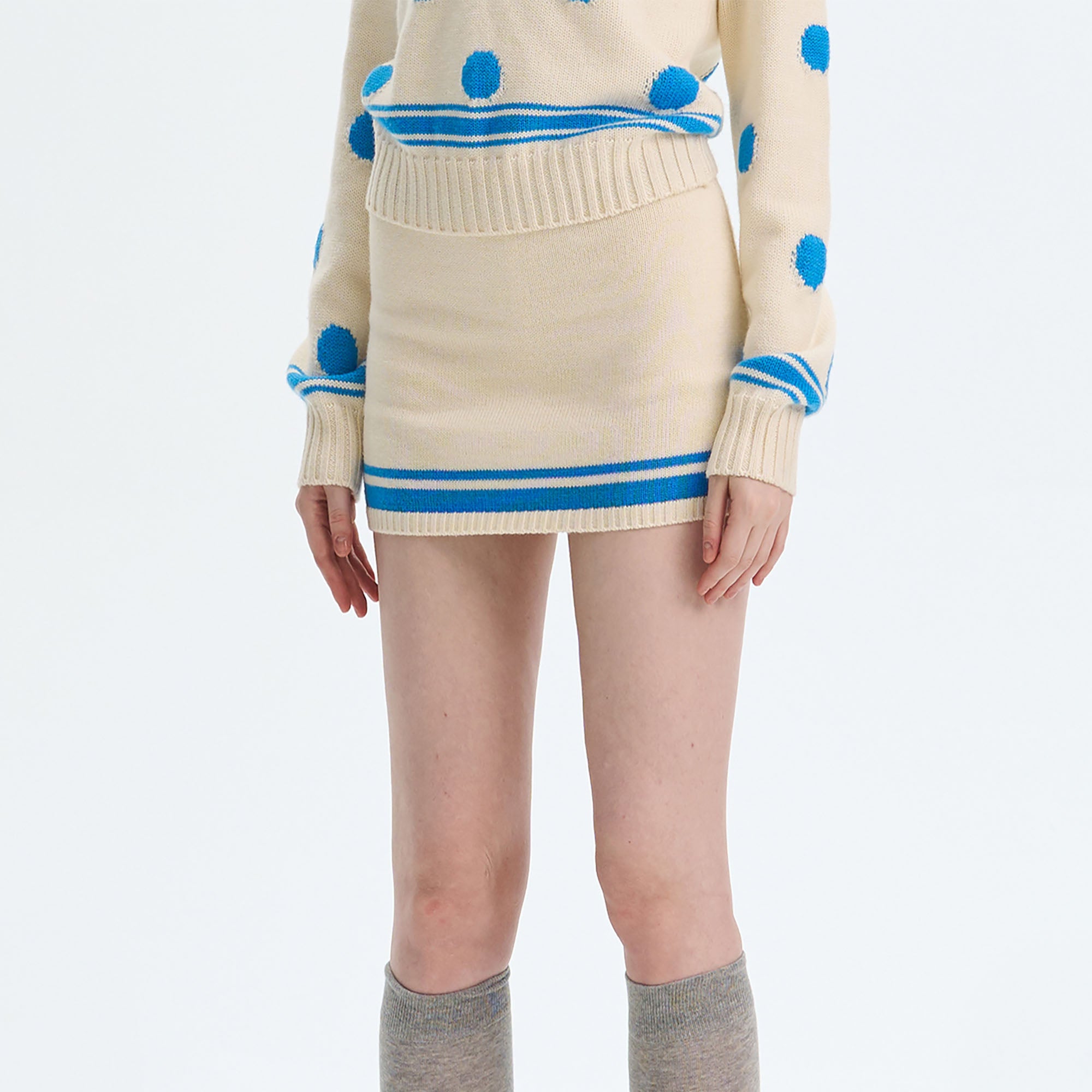 THE NEVERMORE Contrast Trim Knit Mini Skirt