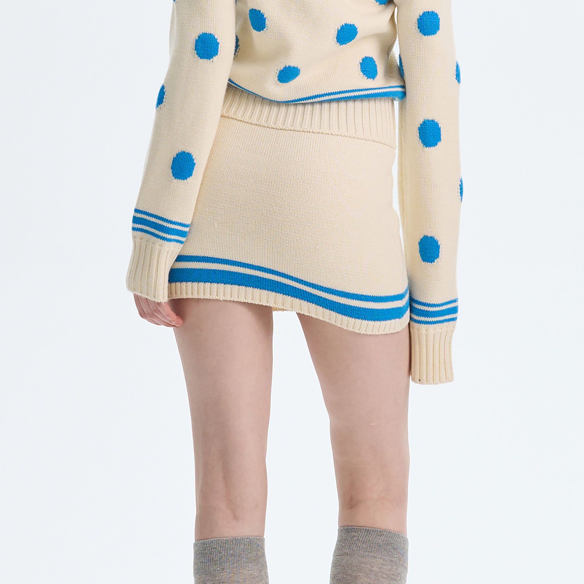 THE NEVERMORE Contrast Trim Knit Mini Skirt