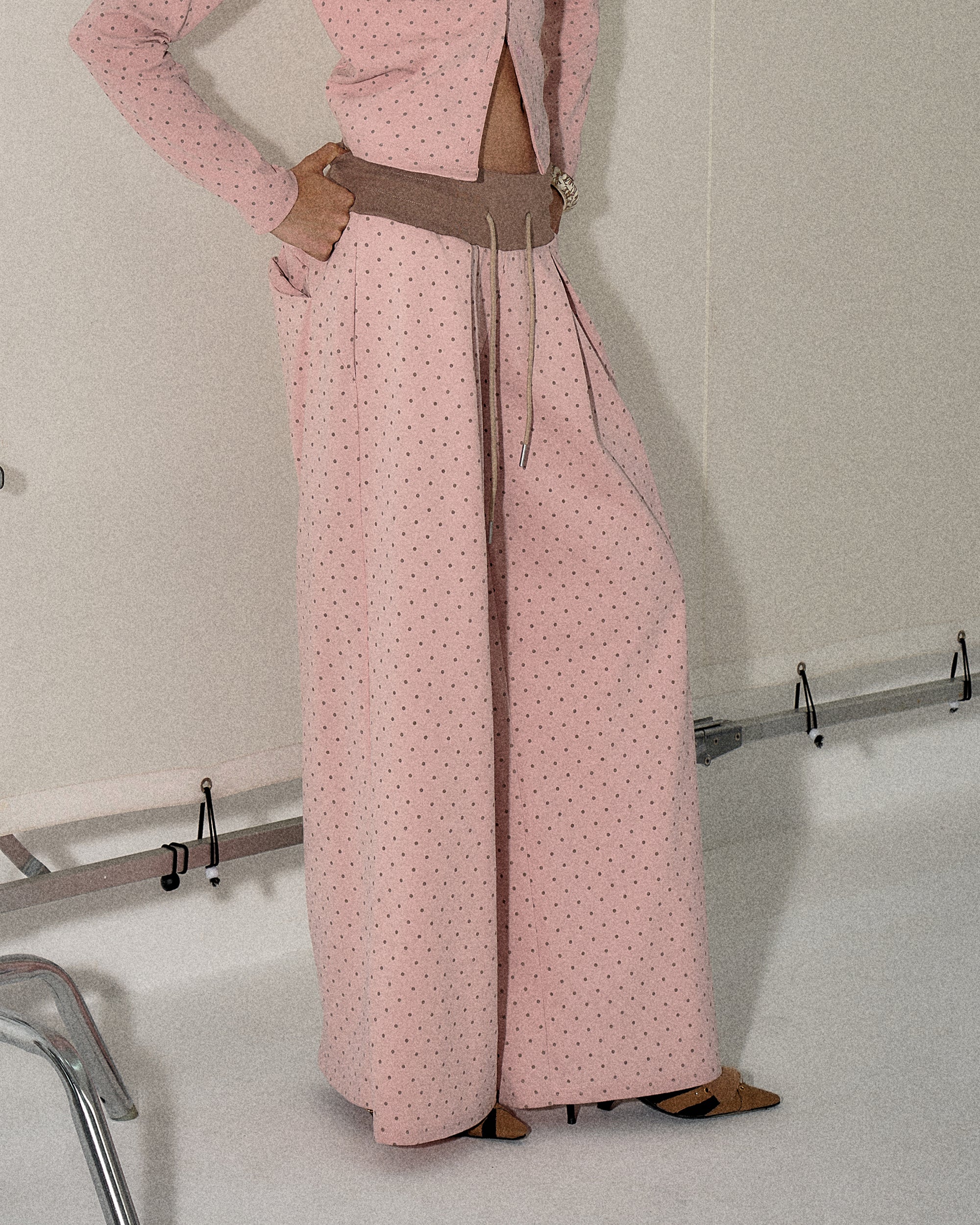 THE NEVERMORE Polka Dot Contrast-Waist Drawstring Pants