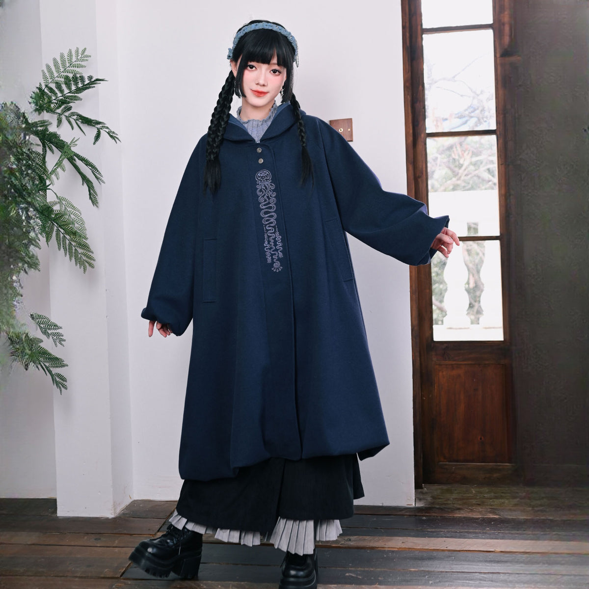 GUGUAI Embroidered Floral-Hem Wool-Blend Coat — square · front · Teardrop Blue