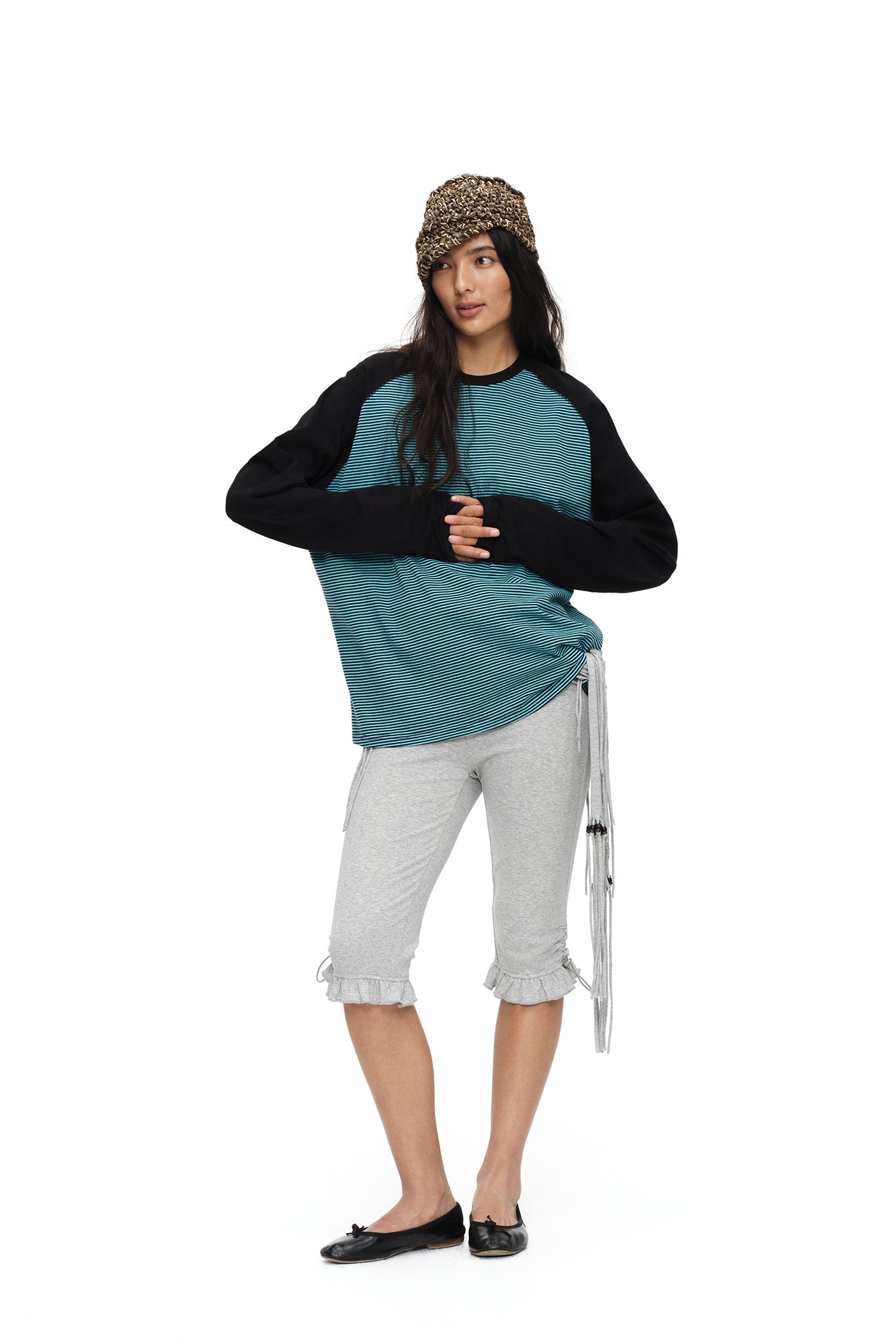 OINIMI Drawstring Ruffle Hem Capri Leggings