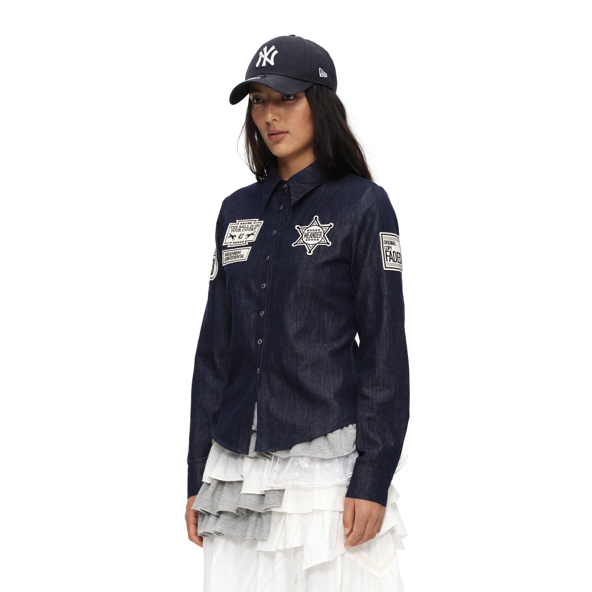 OINIMI Badge-Patch Waist-Cinched Denim Shirt