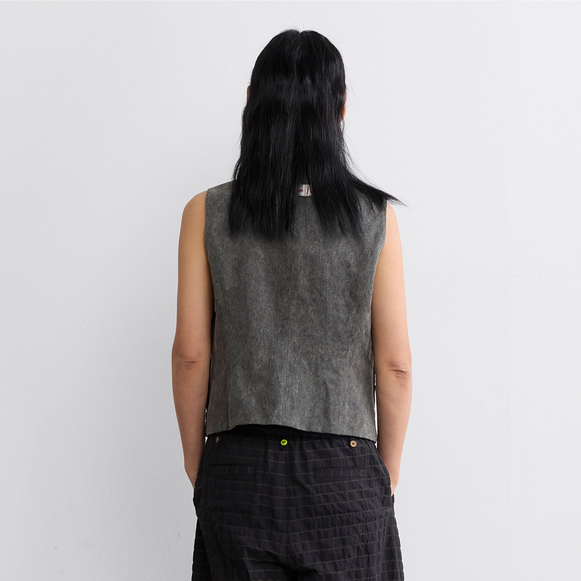 NOESE Reversible Plaid Full-Print Curved Front V-Neck Vest