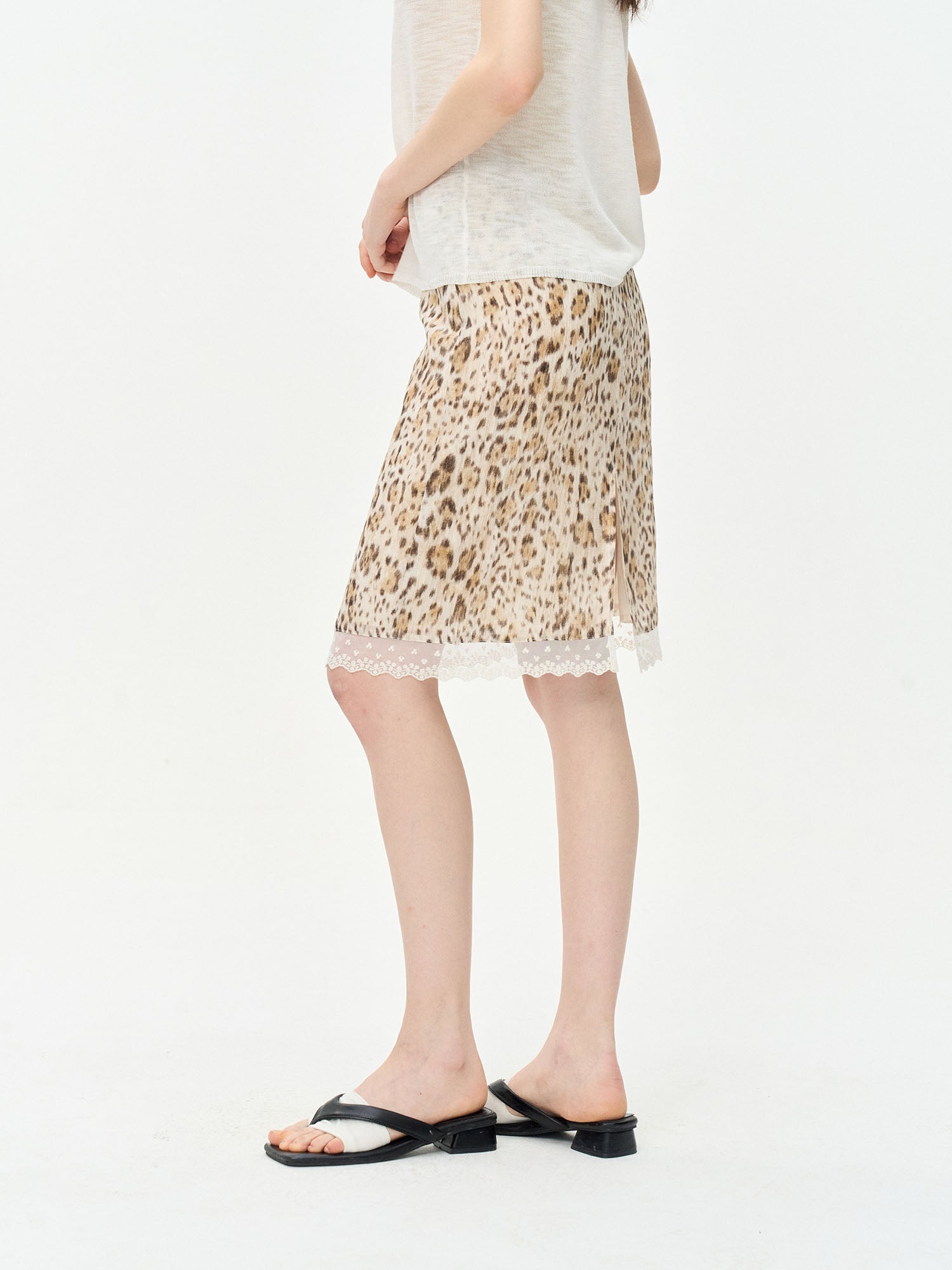 LEONSENSE Leopard Lace-Trim Mini Skirt