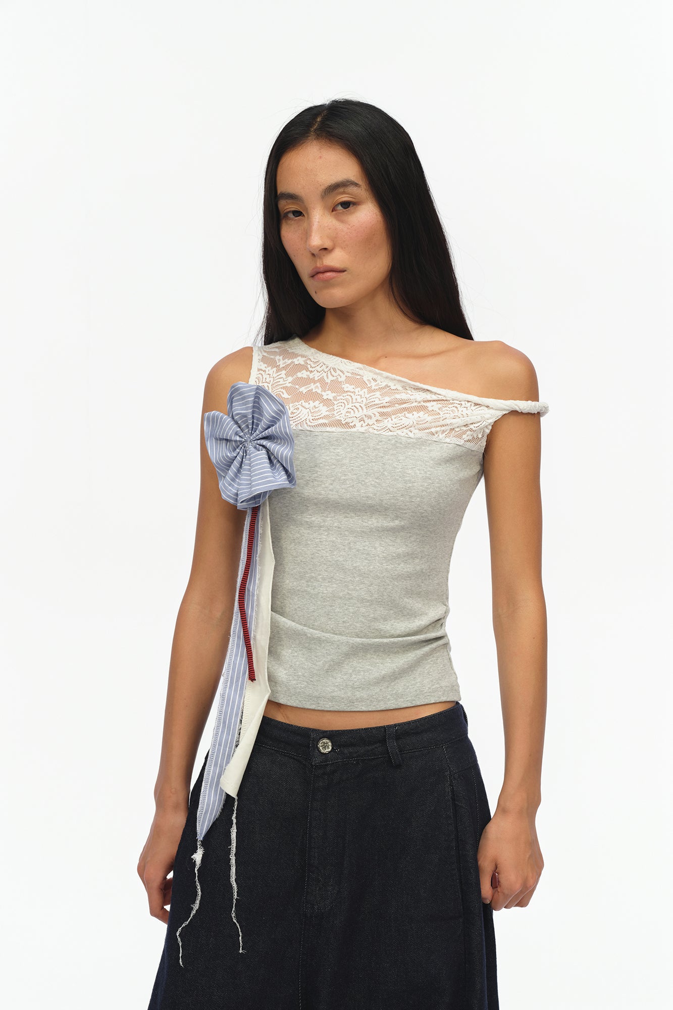 OINIMI Rosette Ribbon Bloom Brooch