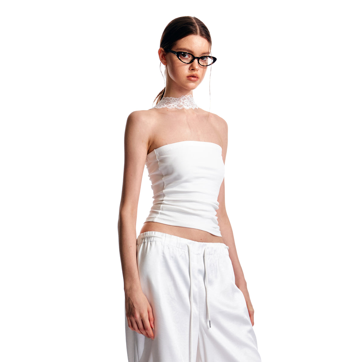 ALINNV STUDIO Lace Halter-Neck Ribbed Fitted Tank Top