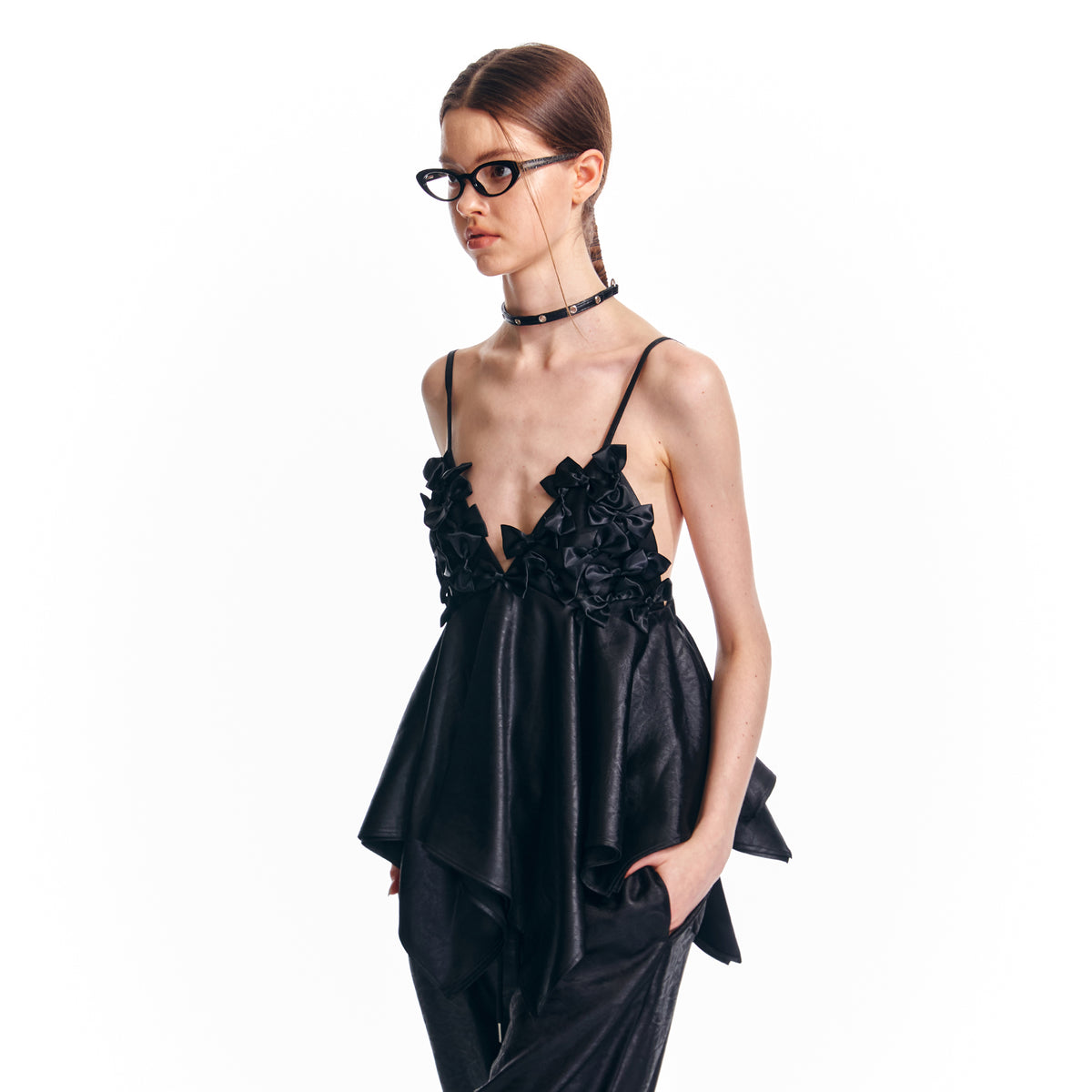 ALINNV STUDIO Bow Detail Flared Cami Top