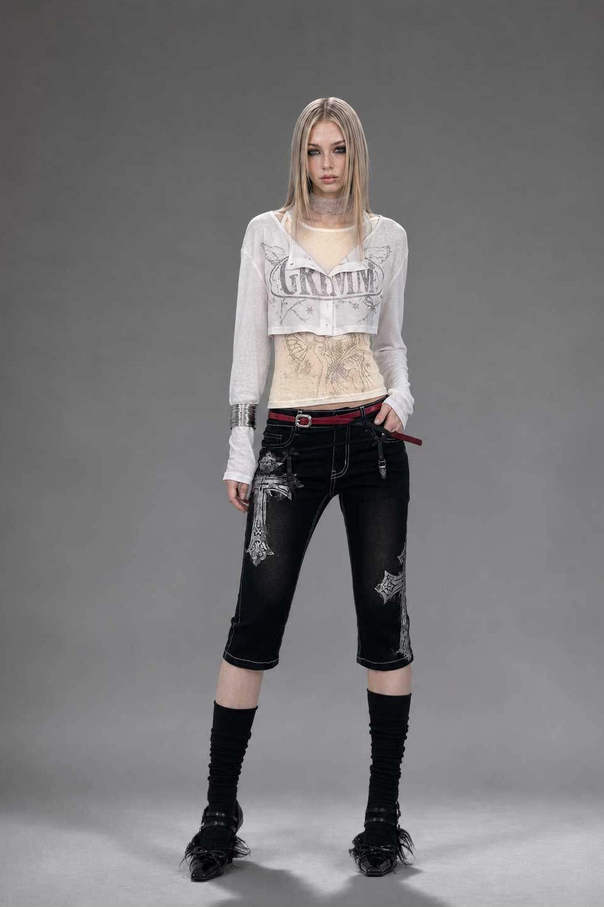 EMOHA Silver Graphic Slim Long-Sleeve Tee — full body