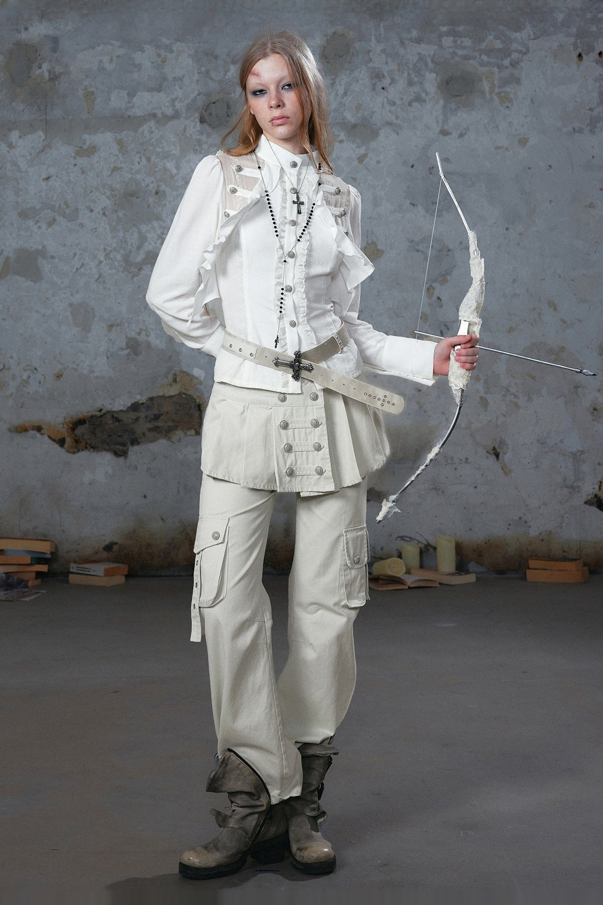CESTNOUS Retro Washed Pleated Spliced Straight-Leg Pants — full body · Rice Grey