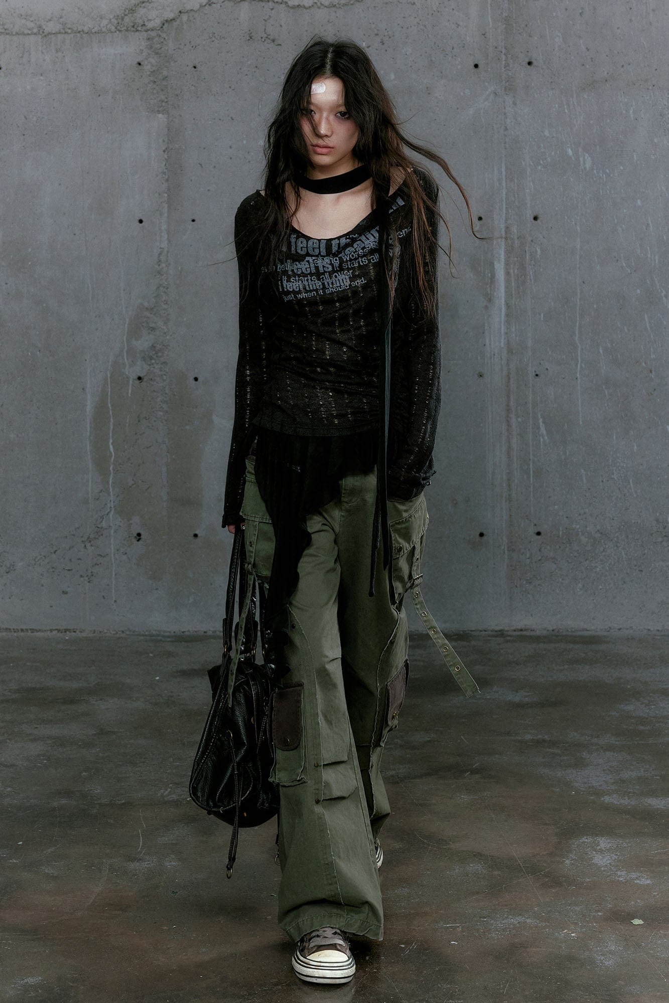 CESTNOUS Distressed Graphic Mesh-Hem Top