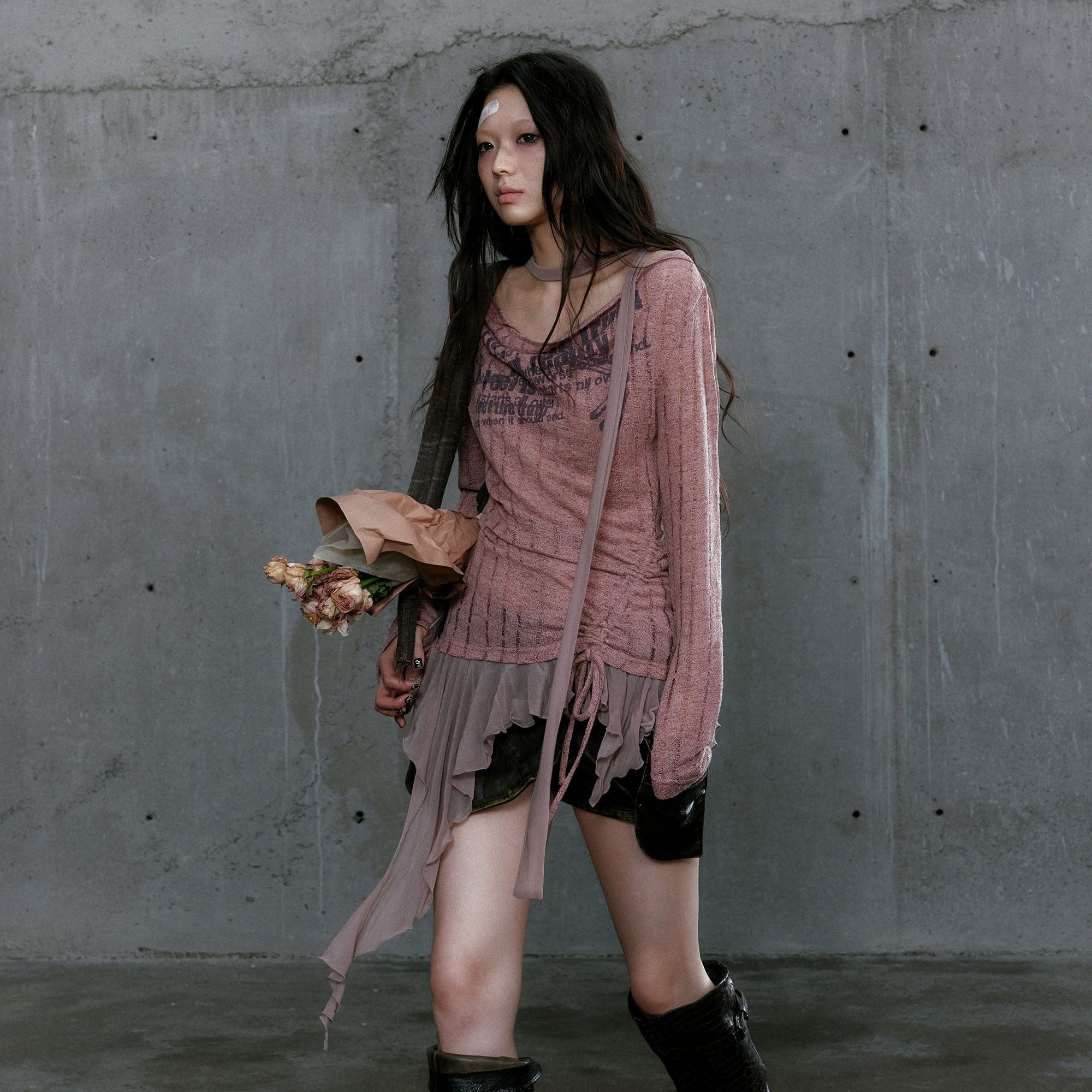 CESTNOUS Distressed Graphic Mesh-Hem Top