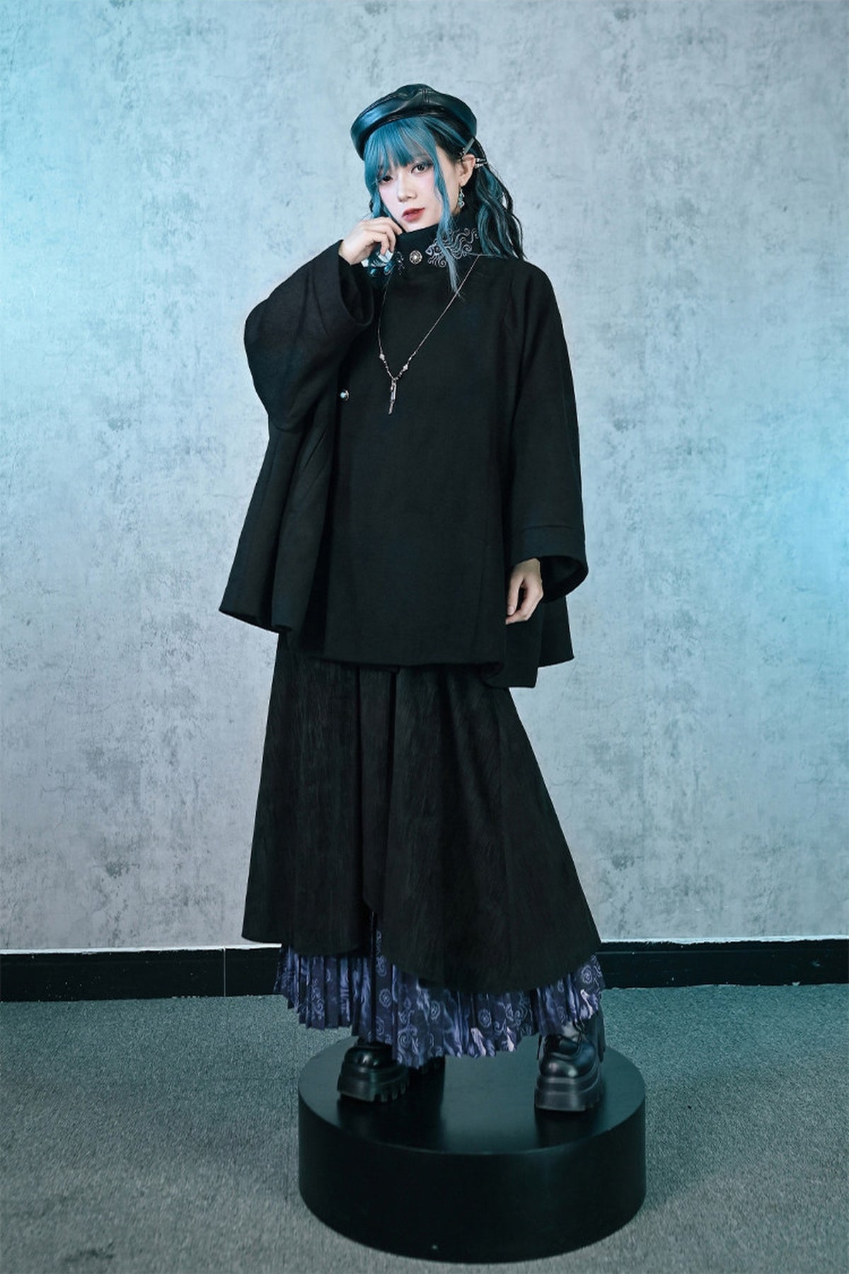GUGUAI Spliced Pleated Graphic Maxi Skirt — full body · Iridescent Pleated Skirt