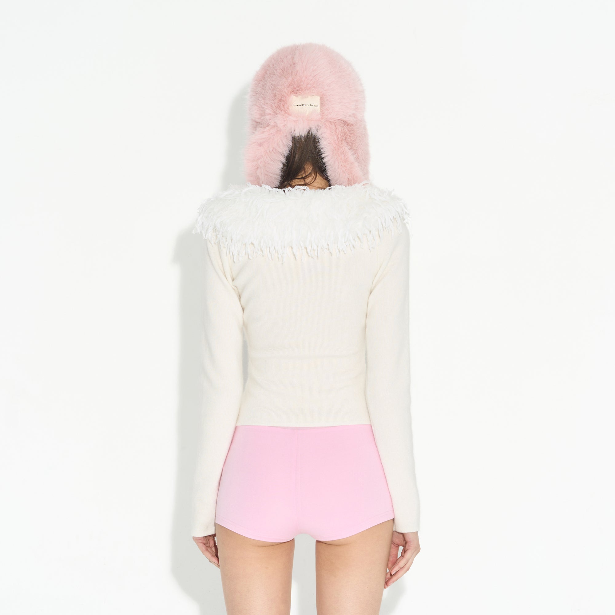 NEVER OFFEND L ANGEL Deep-V Shaggy Trim Zip-Up Cropped Cardigan