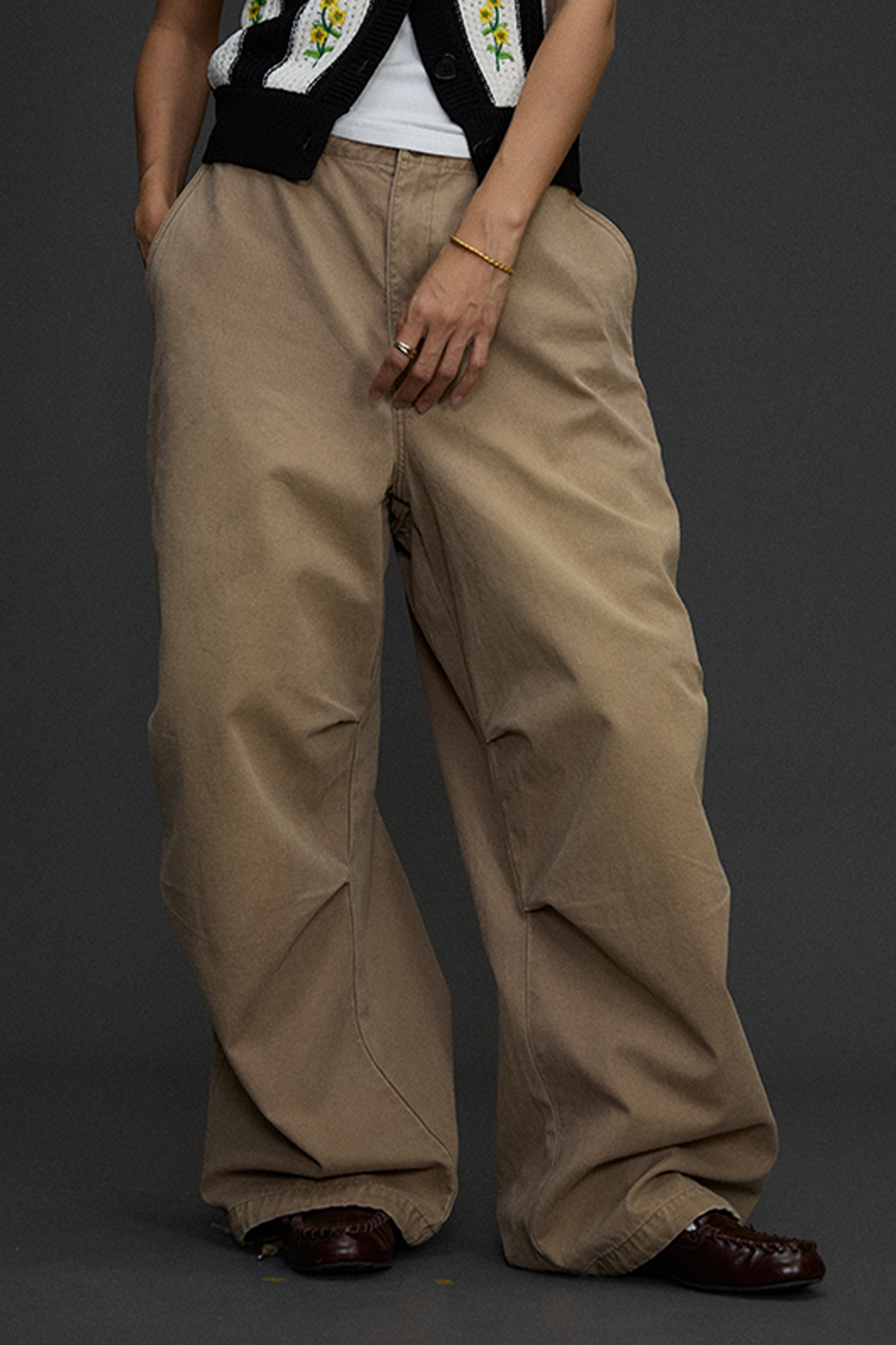 NIANJIUYIKOUER Distressed Utility Pocket Wide-Leg Pants, premium urban and streetwear designers apparel on PROJECTISR.com, NIANJIUYIKOUER