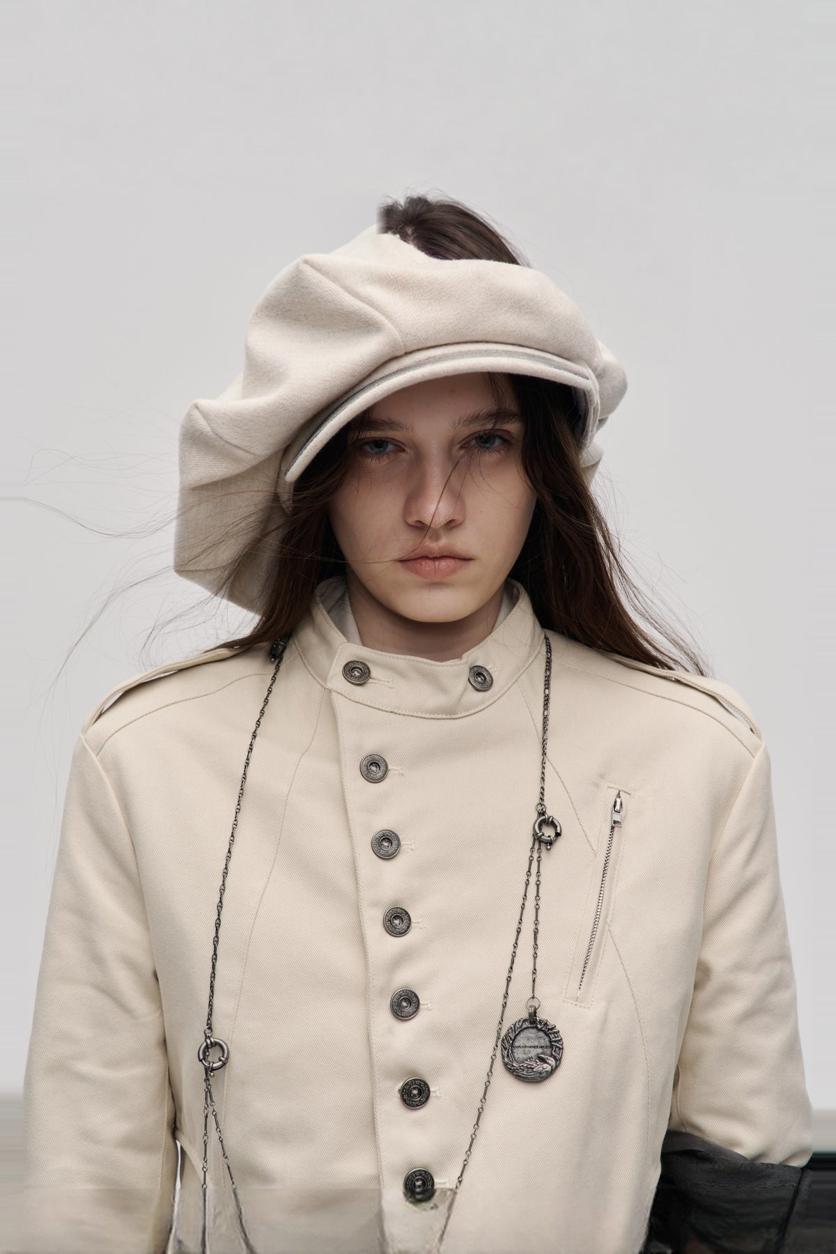 ILNya Nieternite Nifutur Napoleon-Collar Slim Cropped Jacket — half body