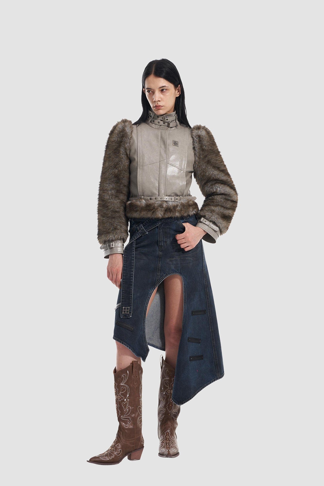 VANN VALRENCE Faux Leather Shearling Sleeve Cropped Jacket