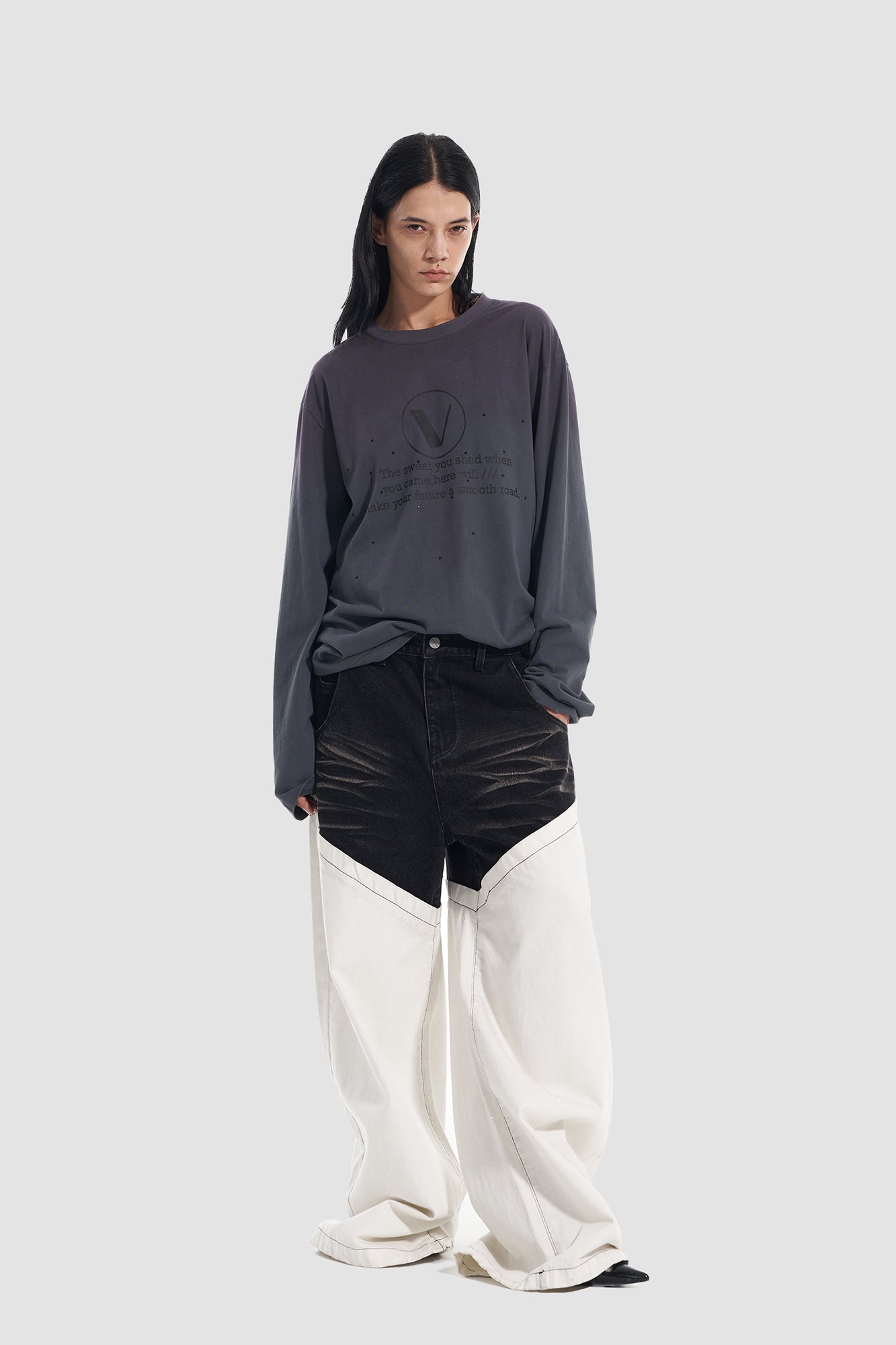 VANN VALRENCE Washed Contrast Panel Oversized Jeans