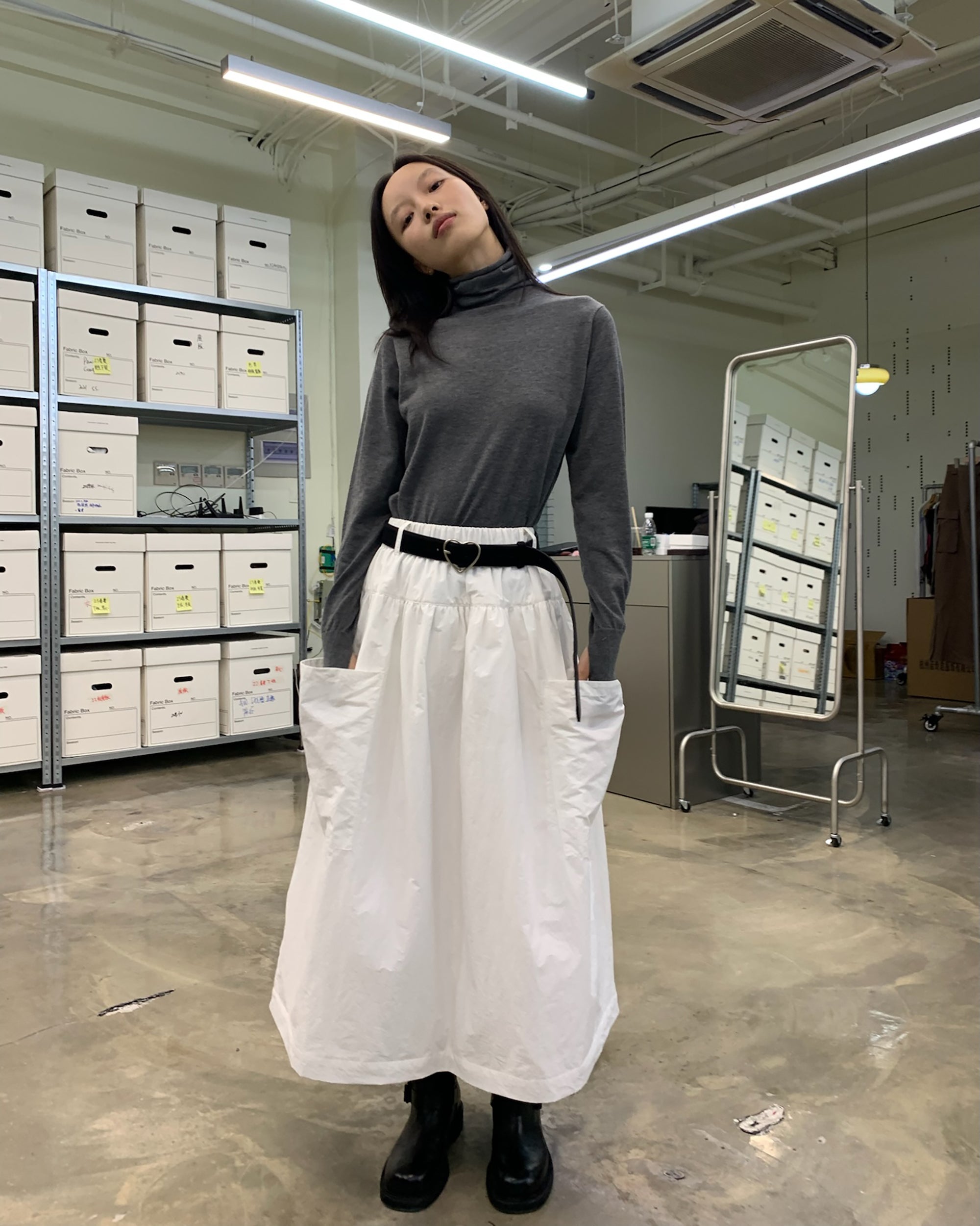 NEVERSEEZ Modern Quilted Air-Layer Skirt