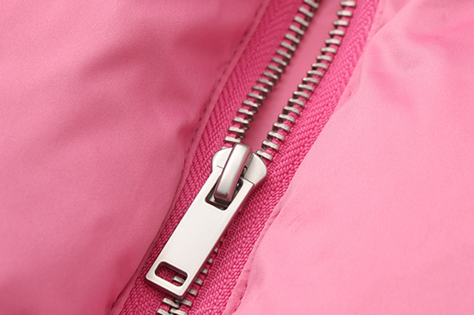 VANN VALRENCE LOGO Patch Quilted Down Vest