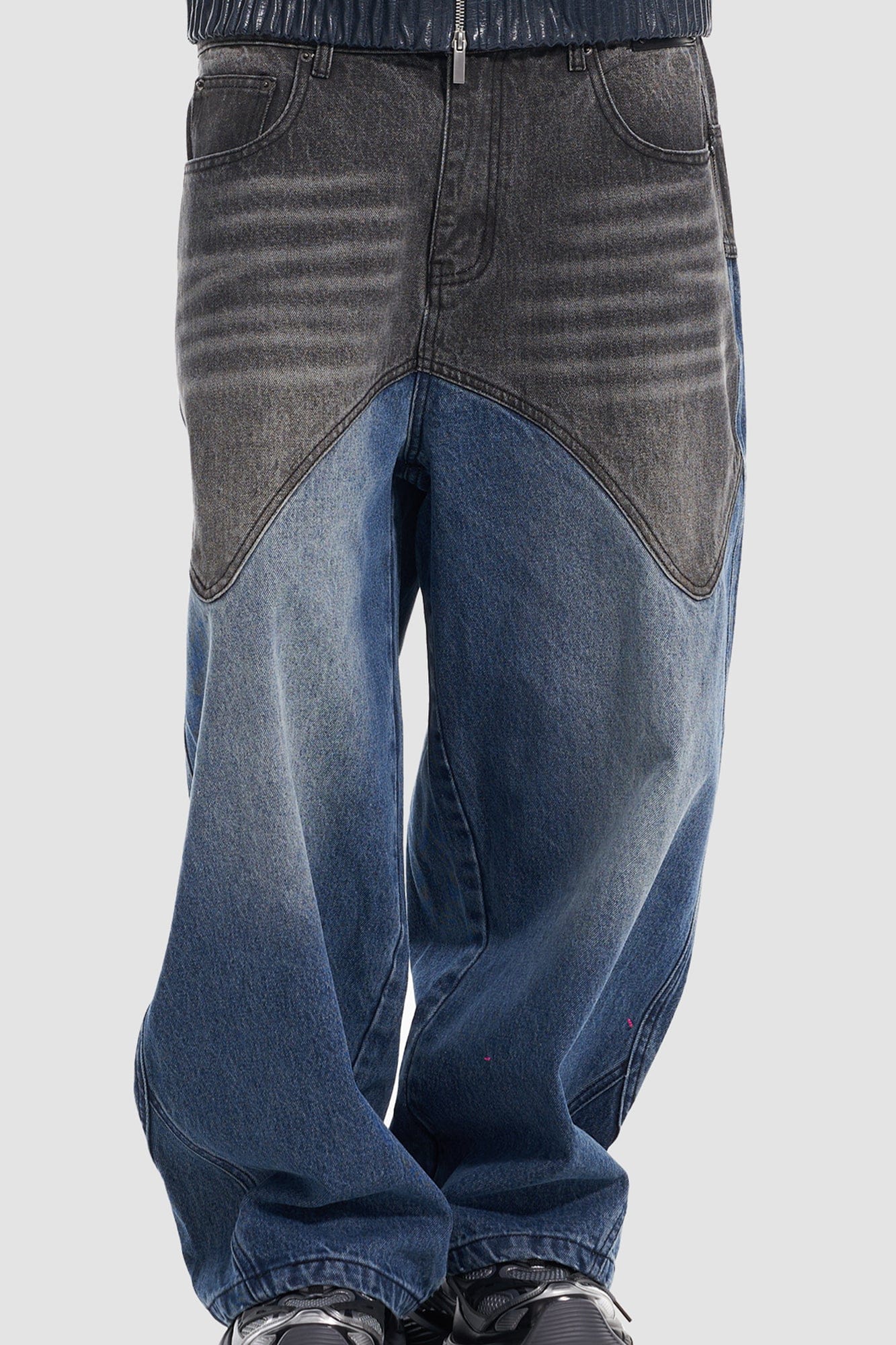 VANN VALRENCE Contrast Faded-Wash Paneled Jeans