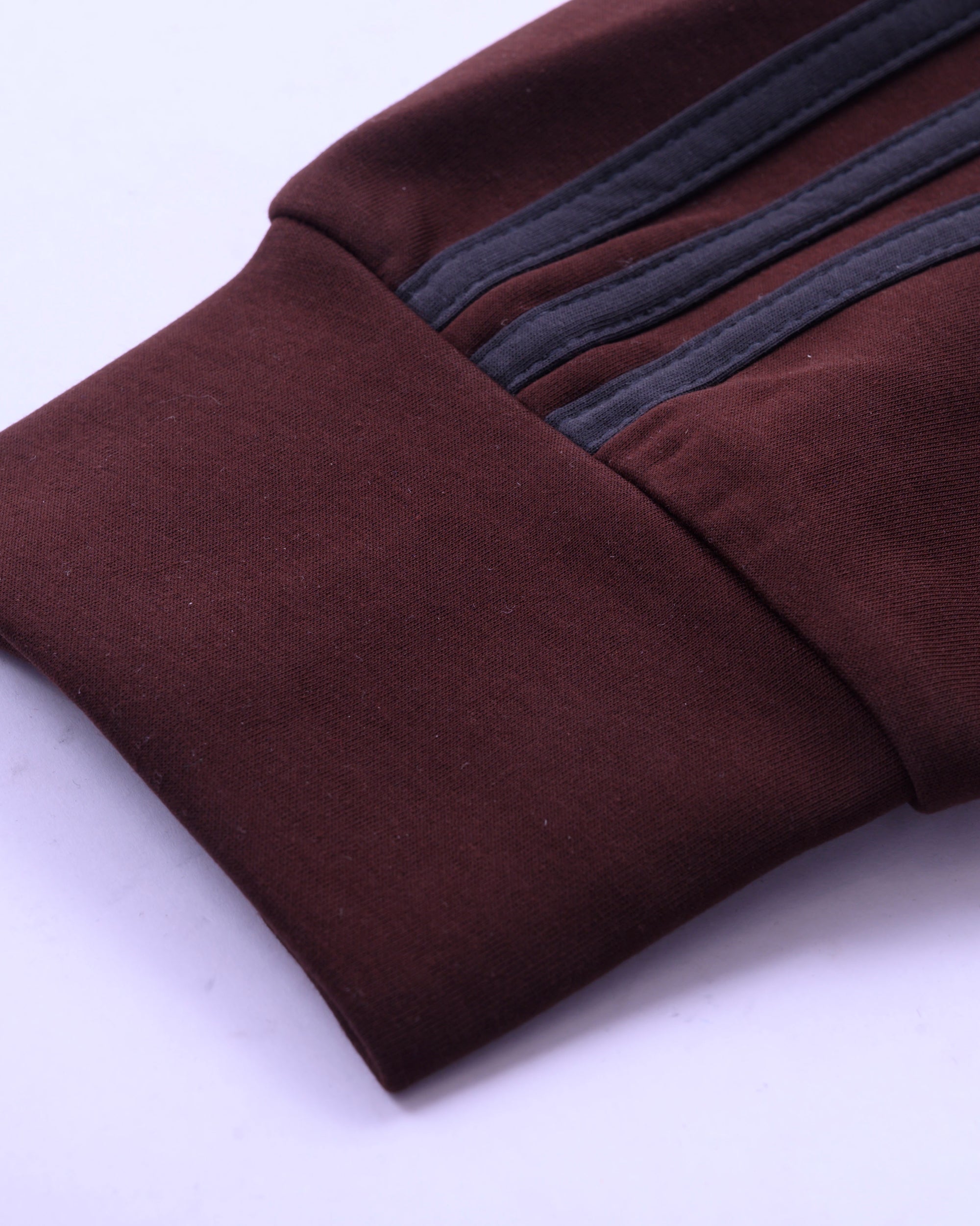 MOGONGSHE Contrast Paneled Raglan Track Jacket