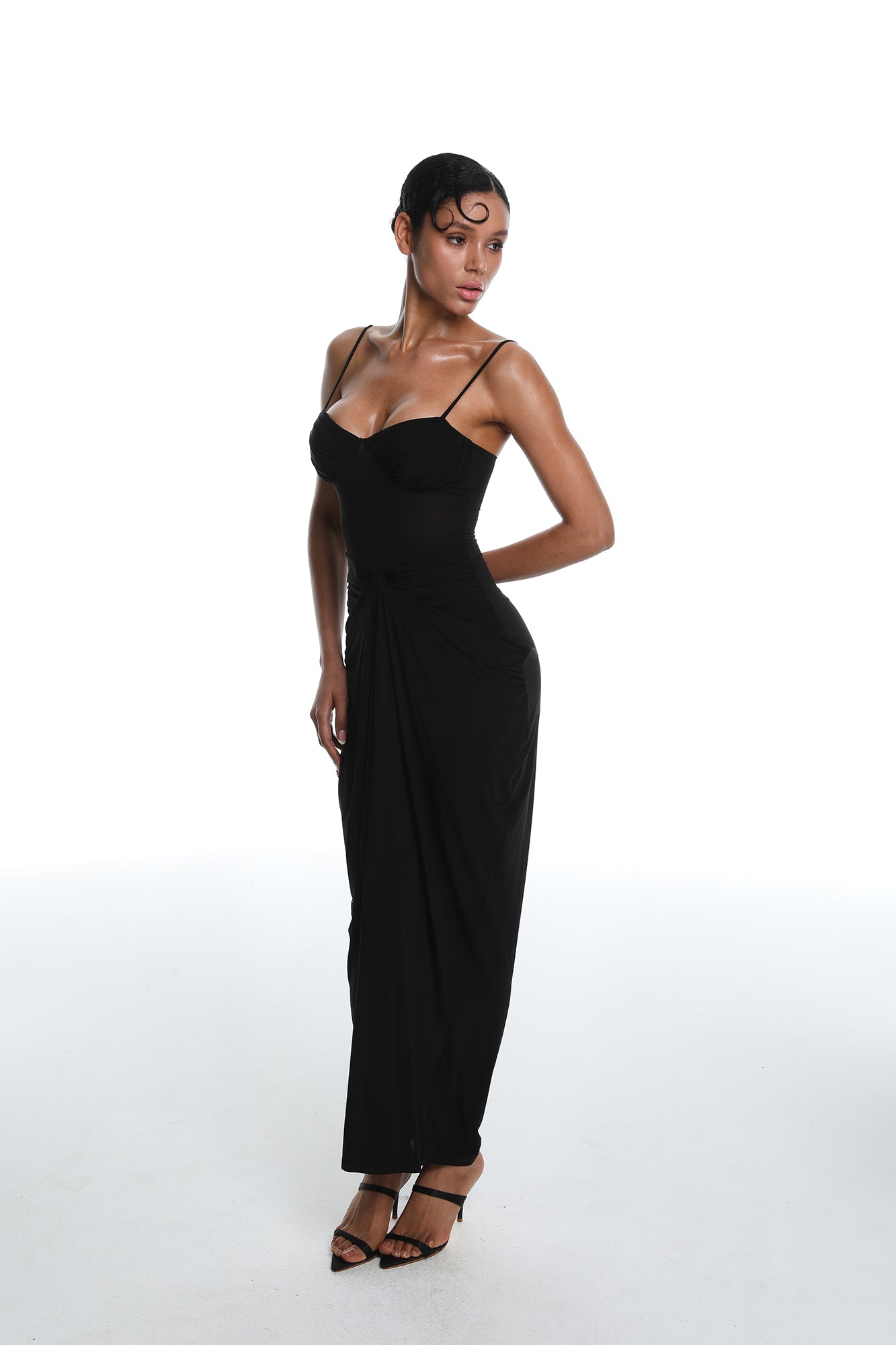 MILLIONLOTUS Ruched Sweetheart Maxi Dress